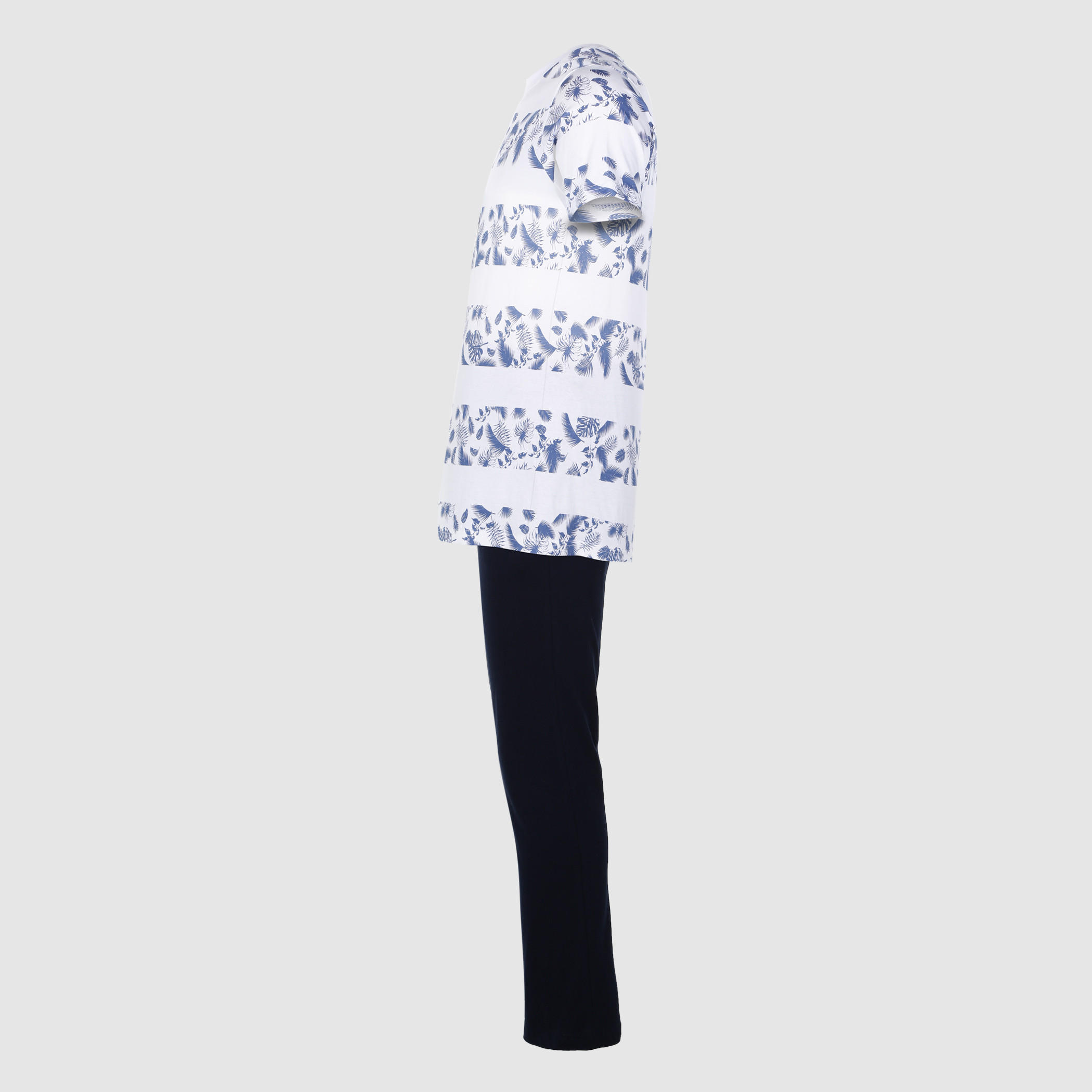 طقم بنطال بيجاما وتيشيرت بطبعات-men-clothing-nightwear-sets-image-3