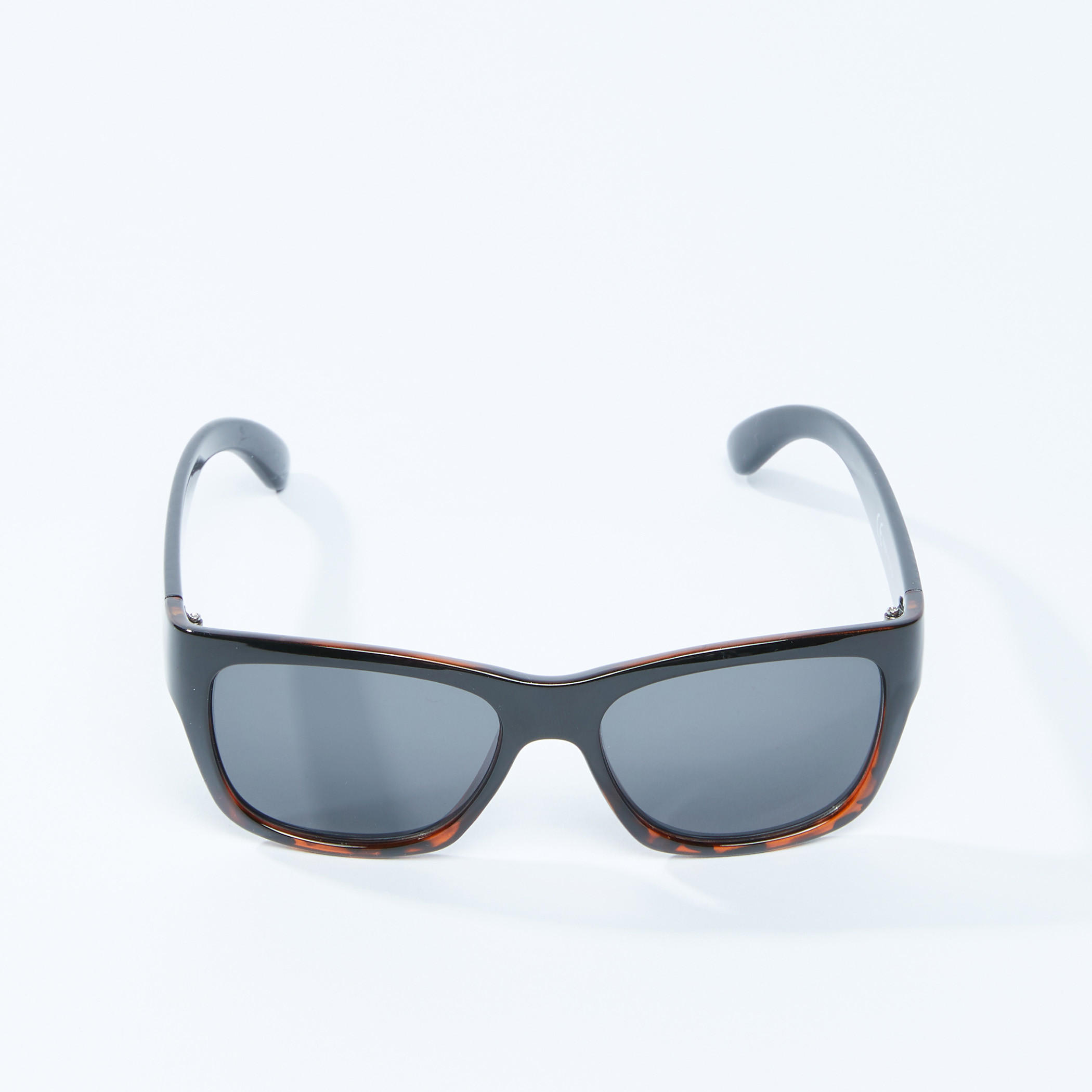 نظّارة شمسية بطبعات من وايفرير-men-sunglasses-image-2