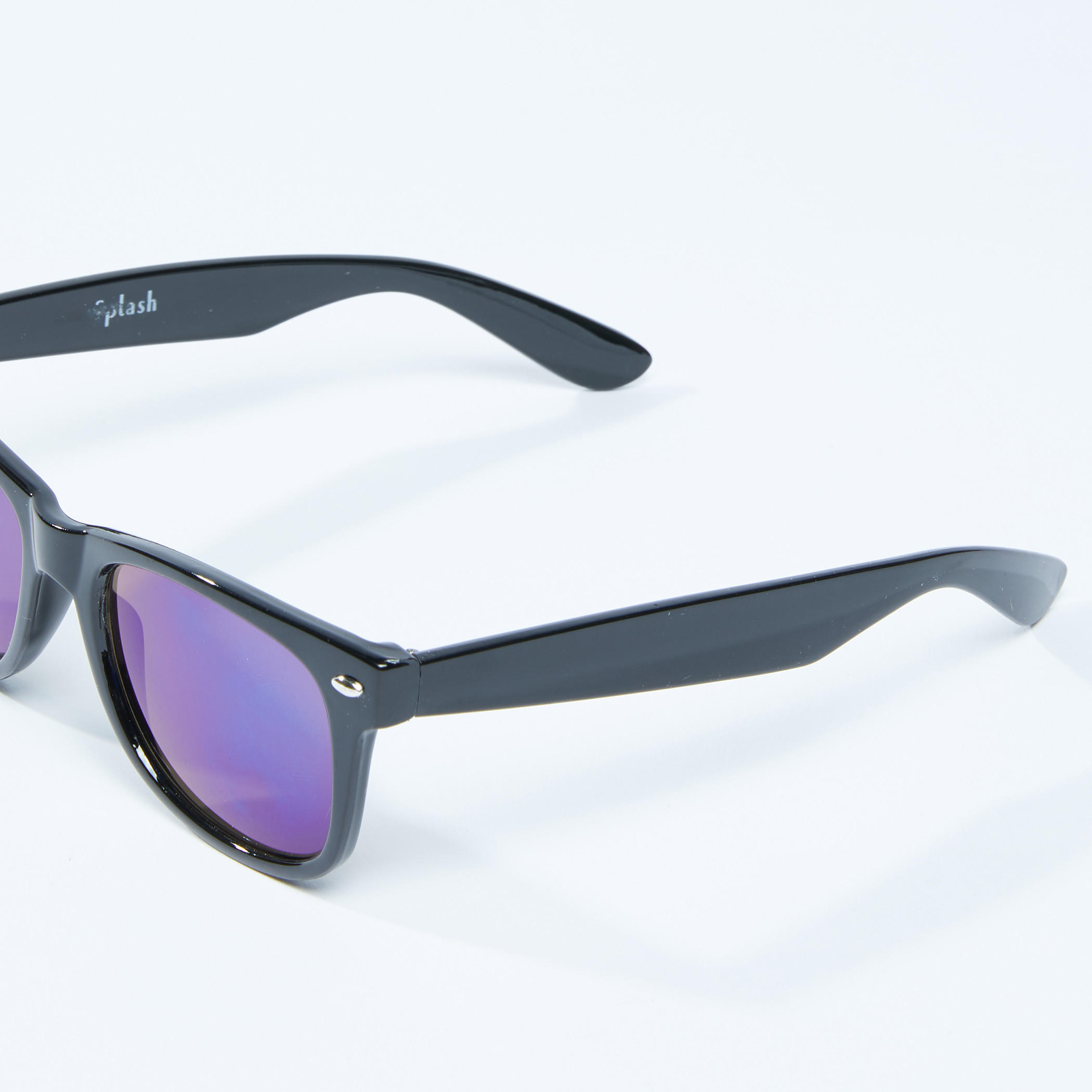 نظّارة شمسية بإطار كامل من وايفرير-men-sunglasses-image-2