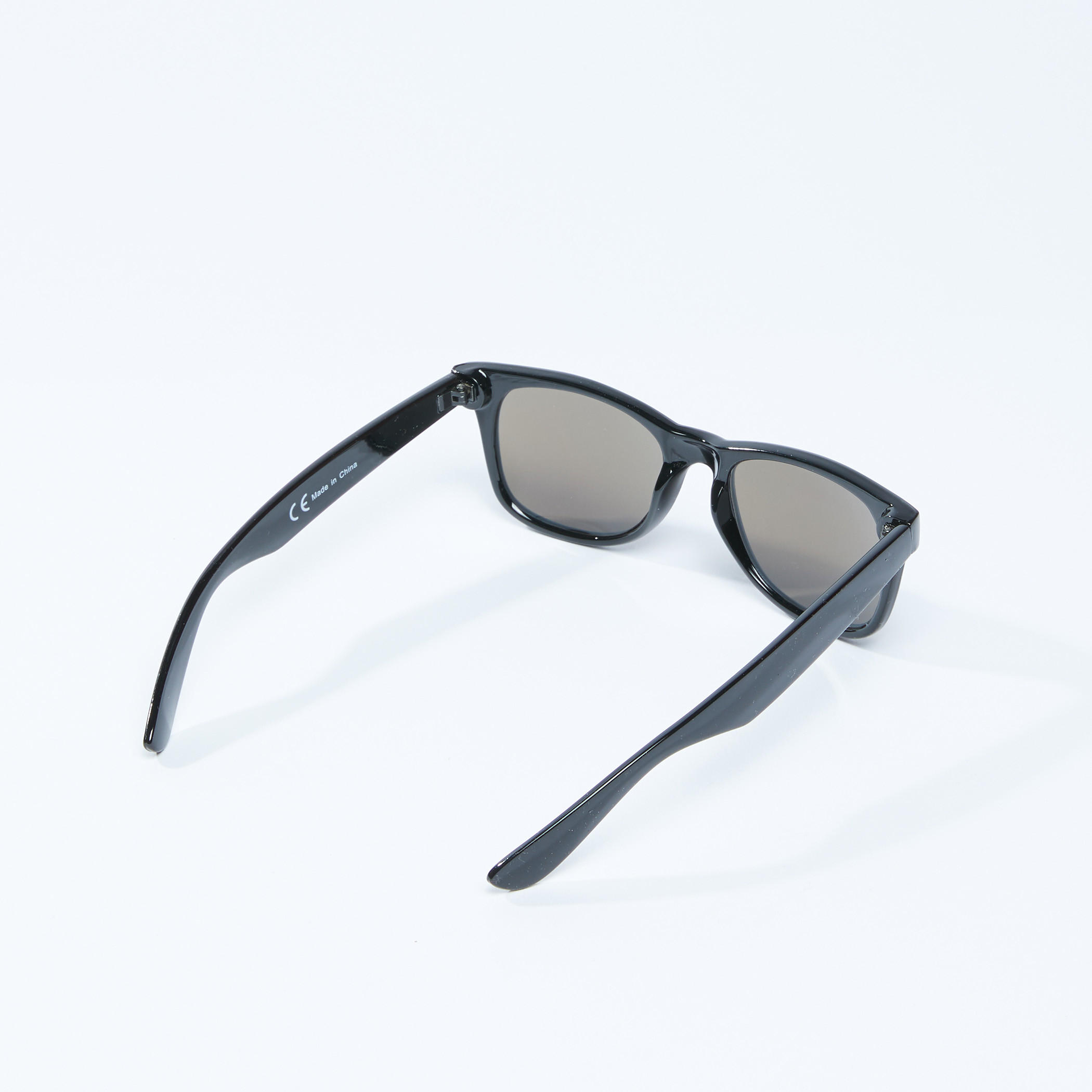 نظّارة شمسية بإطار كامل من وايفرير-men-sunglasses-image-4