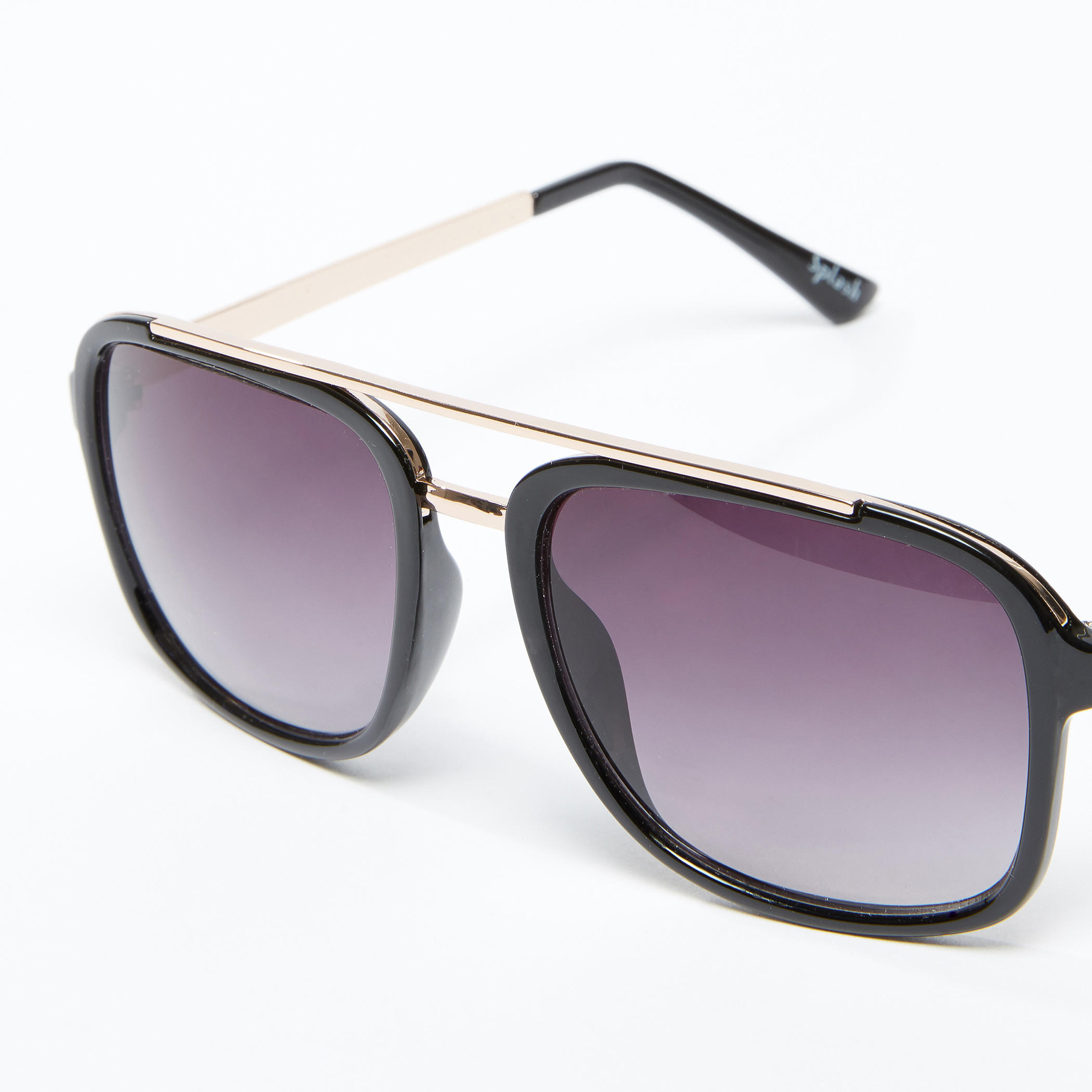 نظّارة شمسيّة مربعة بتفاصيل ميتاليك-men-sunglasses-image-3