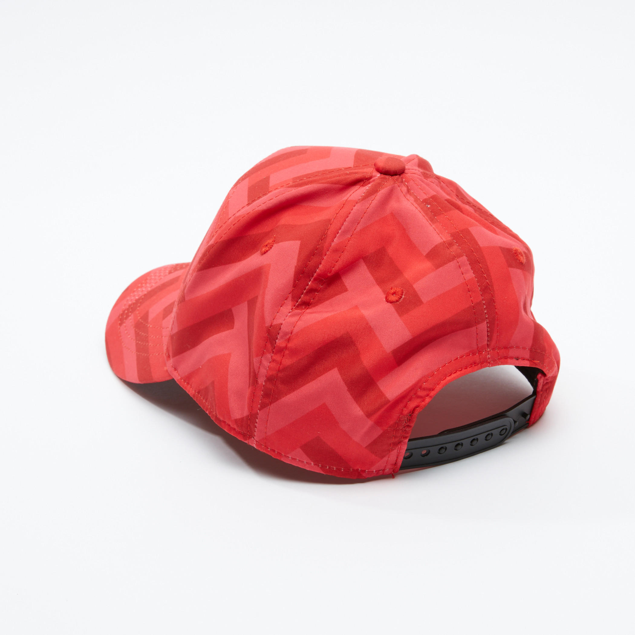 قبعة كاب بزر إغلاق وتطريز -men-caps-image-2