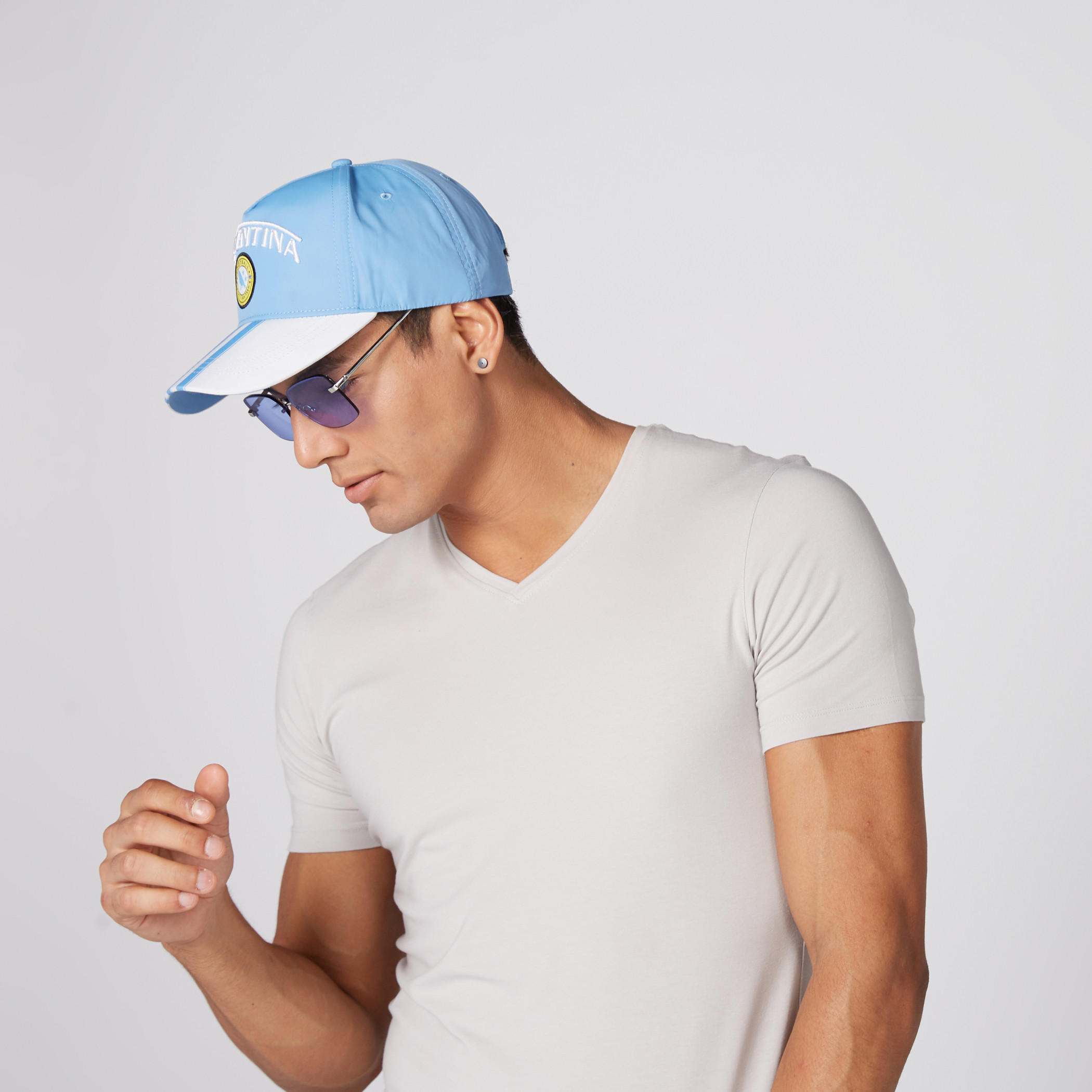 قبعة كاب بزر إغلاق وتطريز -men-caps-image-3