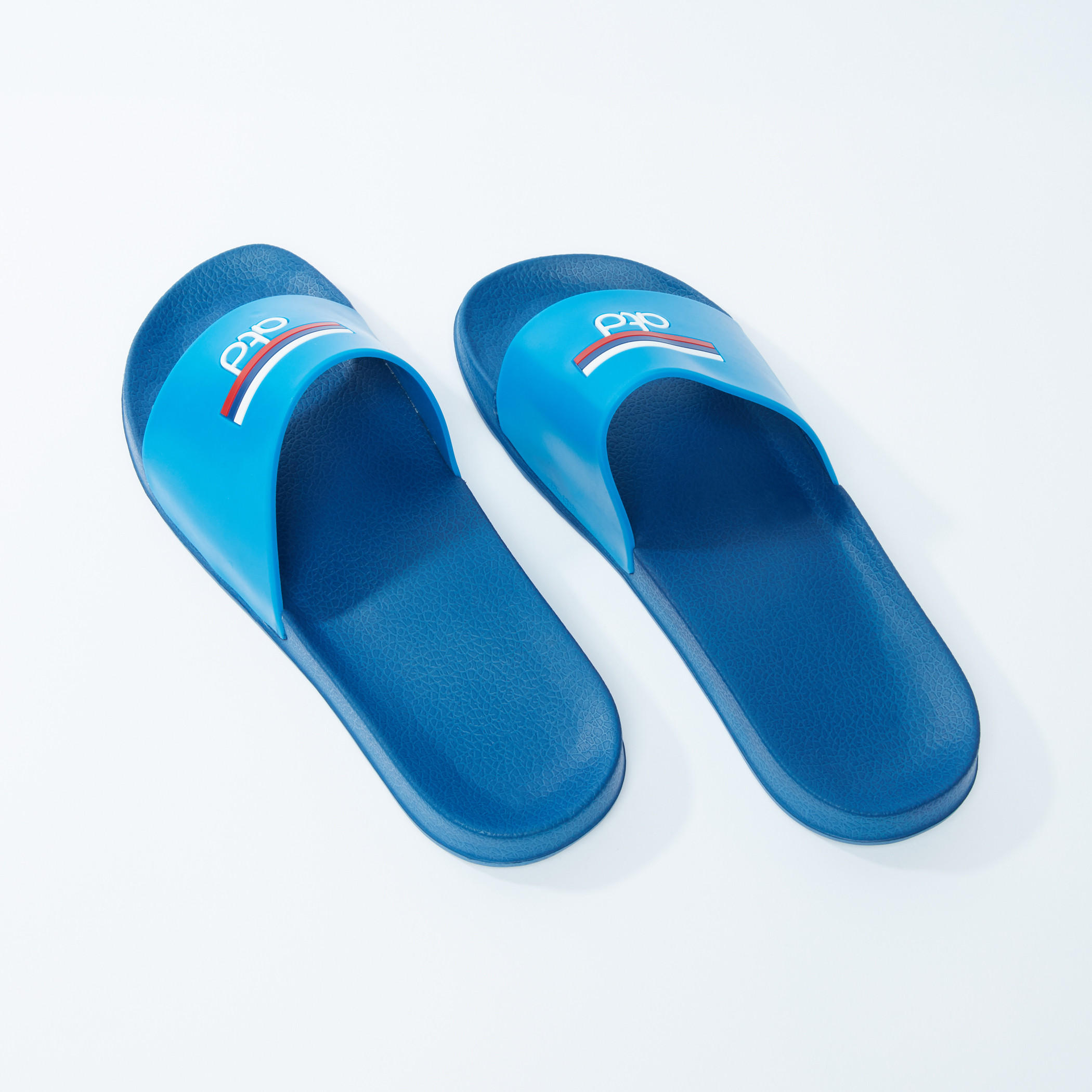 حذاء خفيف بارز الملمس بتزيينات -men-shoes-flipflopsandslides-image-2