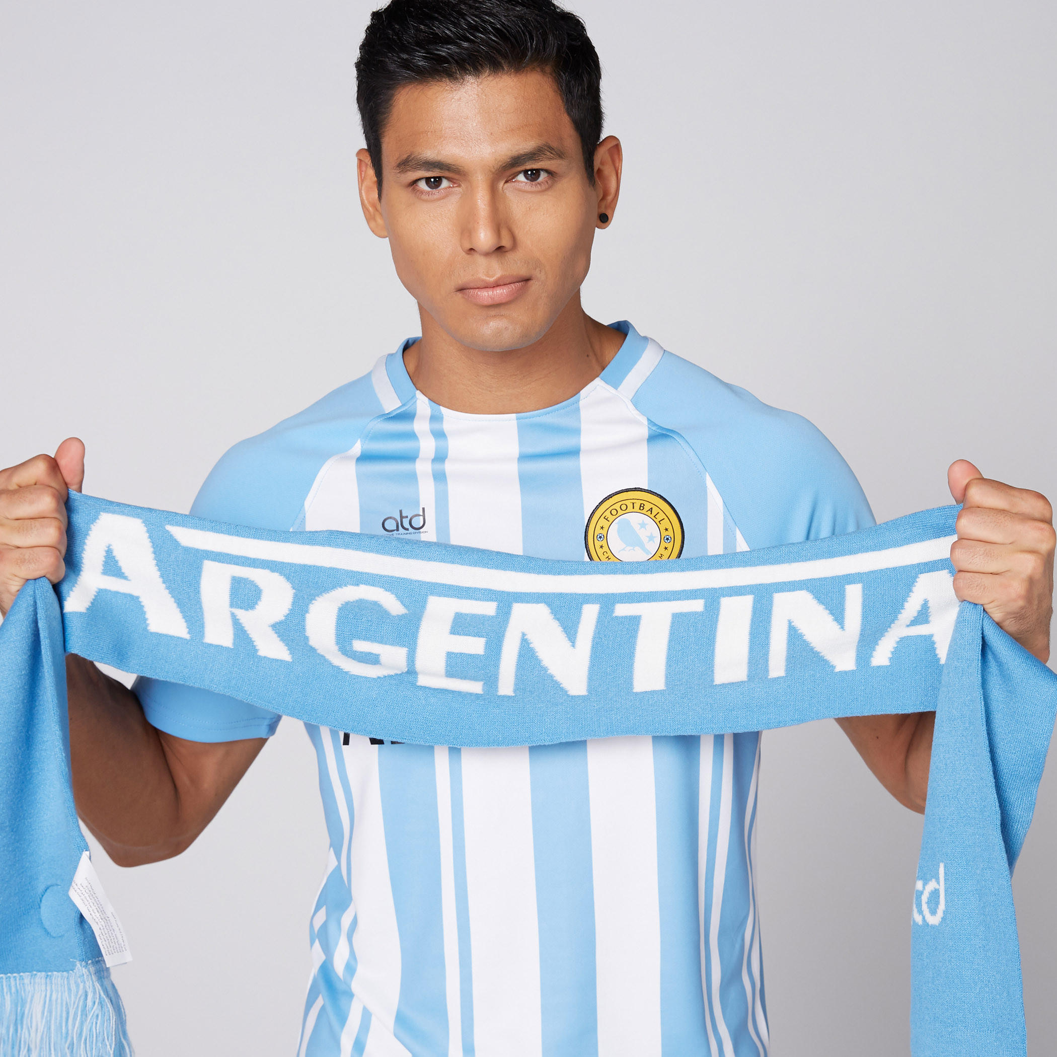 وشاح بشعار الأرجنتين بشراشيب-men-scarvesandgloves-image-1