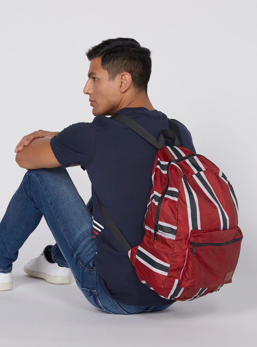حقيبة ظهر مقلمة بسحاب إغلاق وحمالات كتف قابلة للتعديل-men-bags-image-5
