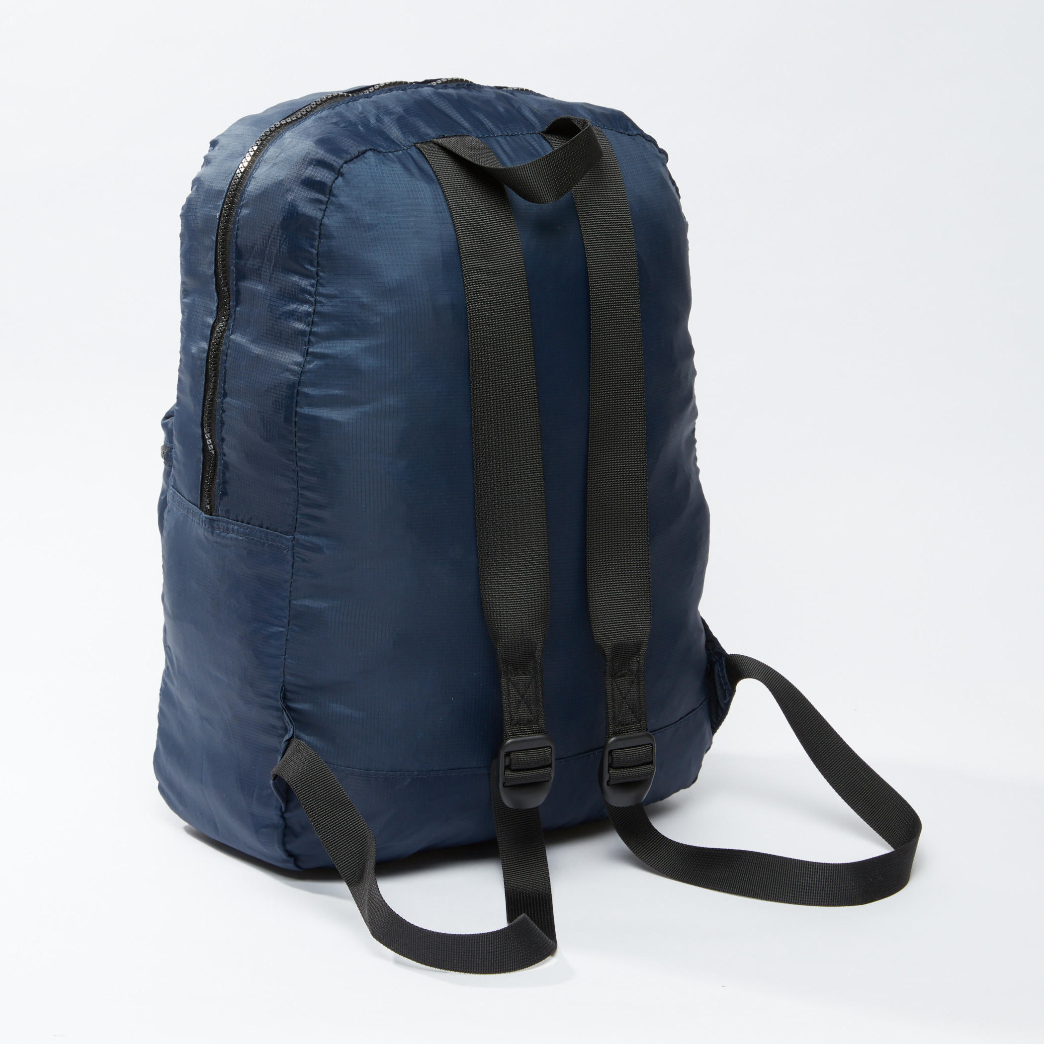 حقيبة ظهر بجيوب عديدة وسحّاب إغلاق وحمّالات قابلة للتعديل-men-bags-image-4