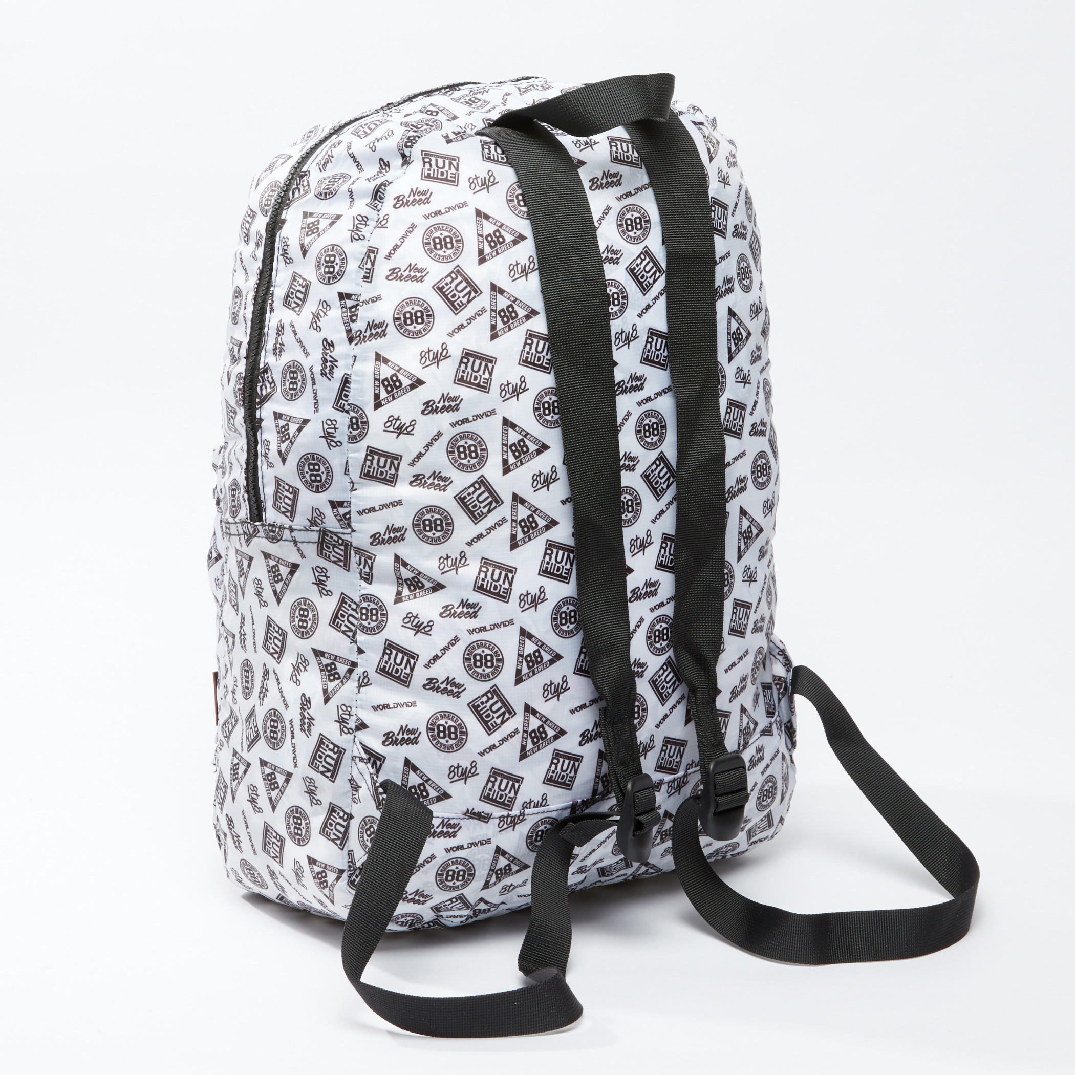 حقيبة ظهر بسحّاب إغلاق وحمّالات كتف قابلة للتعديل وطبعات-men-bags-image-4