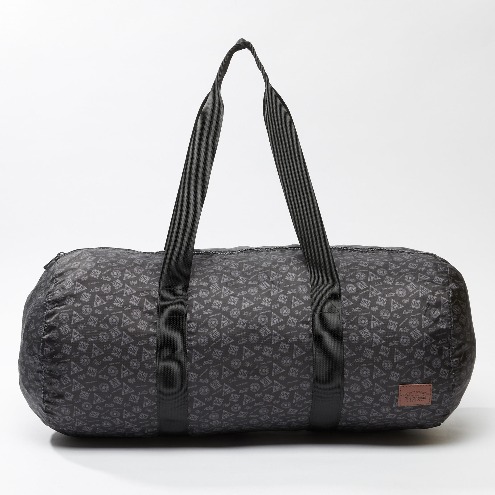 حقيبة دافل بطبعات وسحاب إغلاق ومقابض-men-bags-image-5