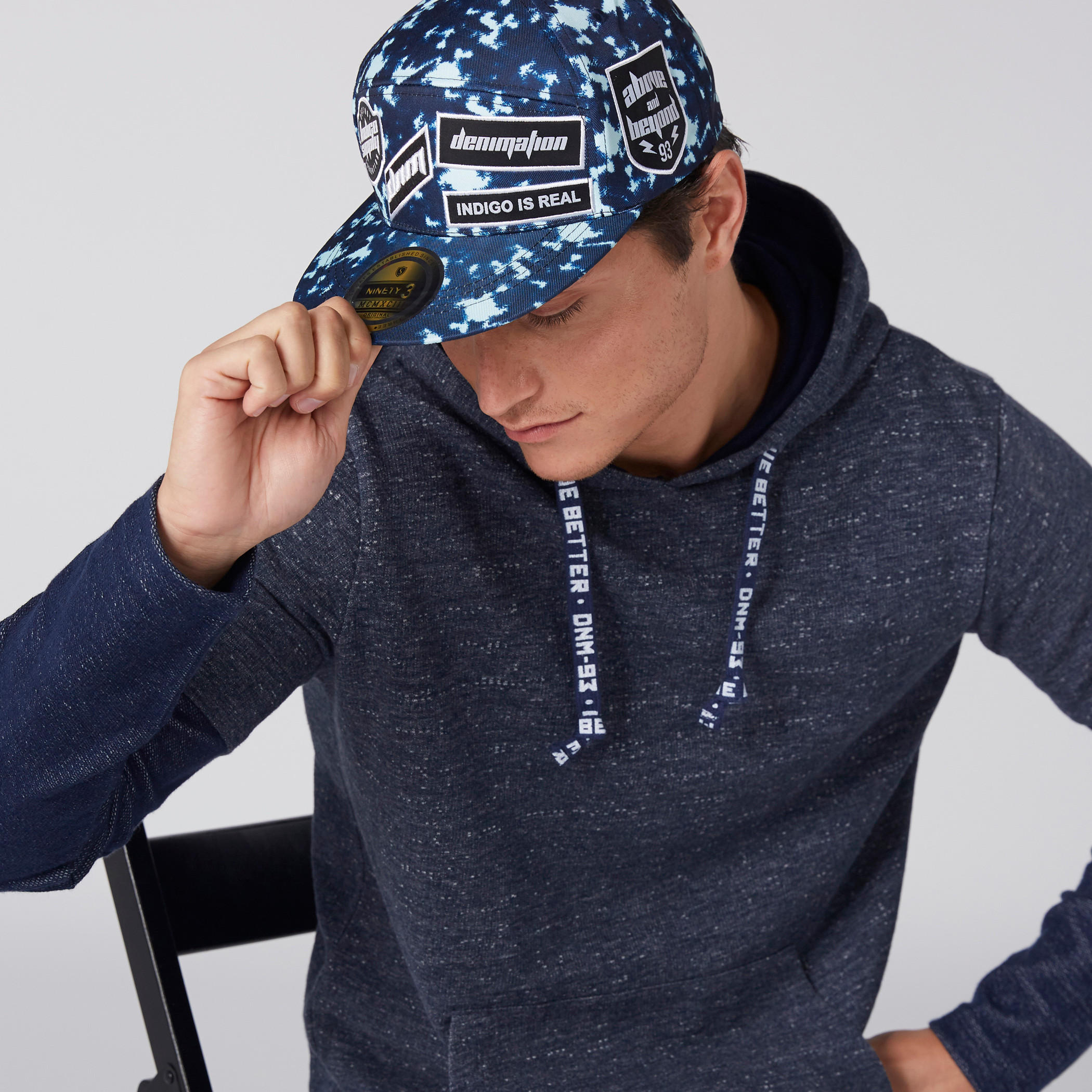 كاب بطبعات-men-caps-image-2