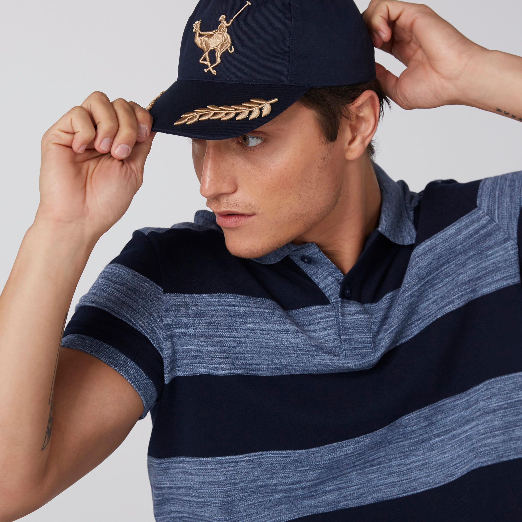 قبعة كاب مطرزة-men-caps-image-2