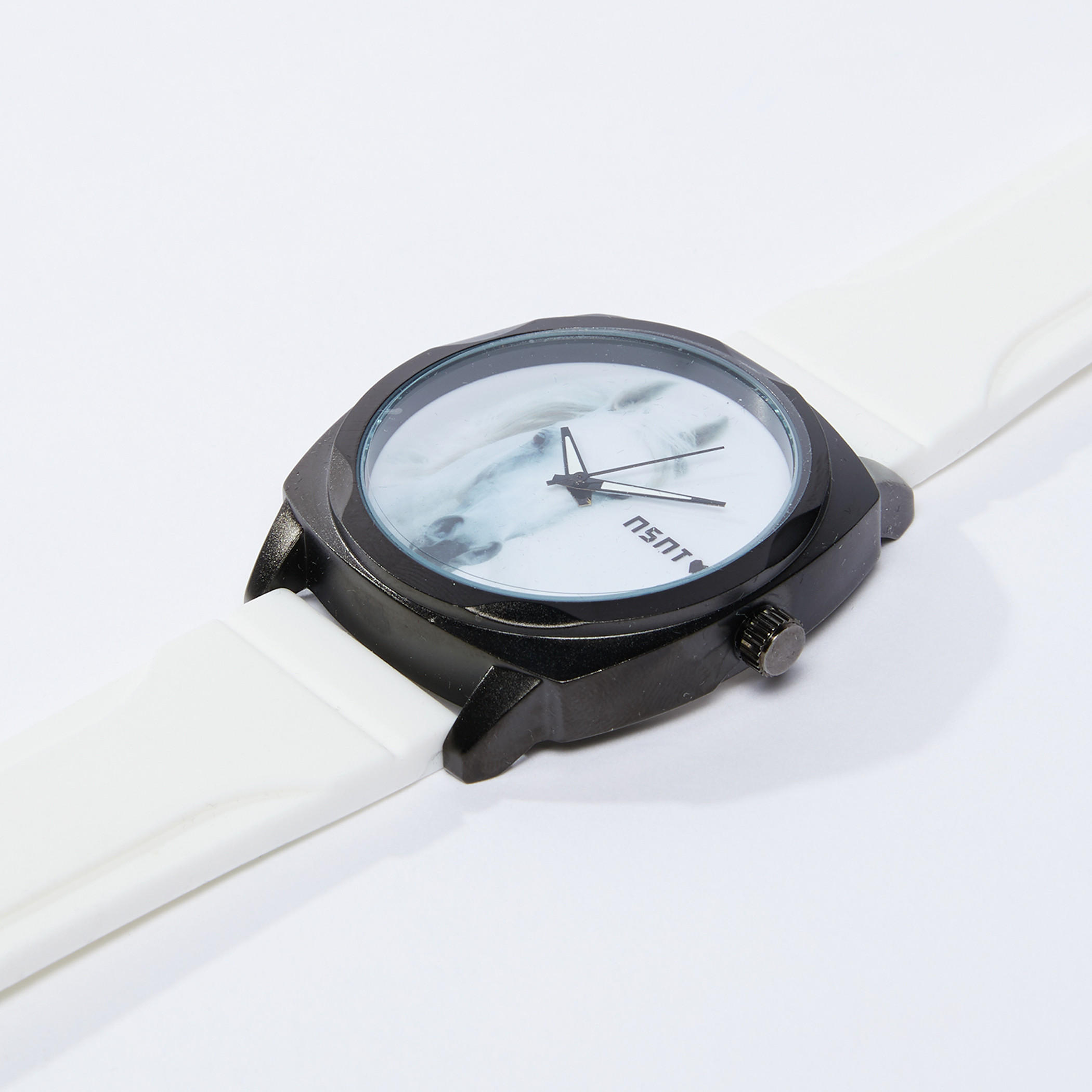 Printed Round Wrist Watch with Strap and Pin Buckle Closure-electronics-accessories-image-4