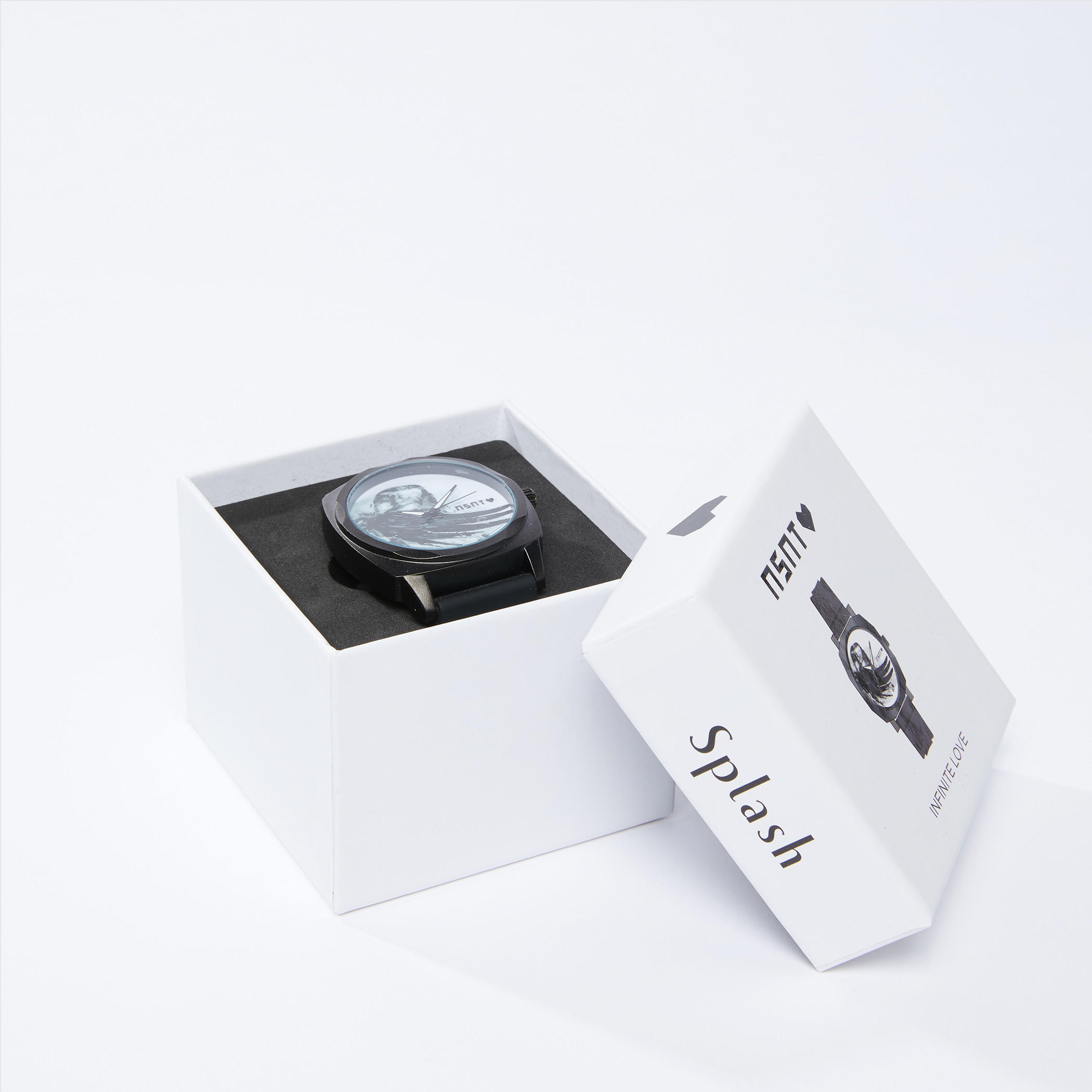 ساعة يد مستديرة بطبعات بحزام وإبزيم بدبوس للإغلاق-electronics-accessories-image-5
