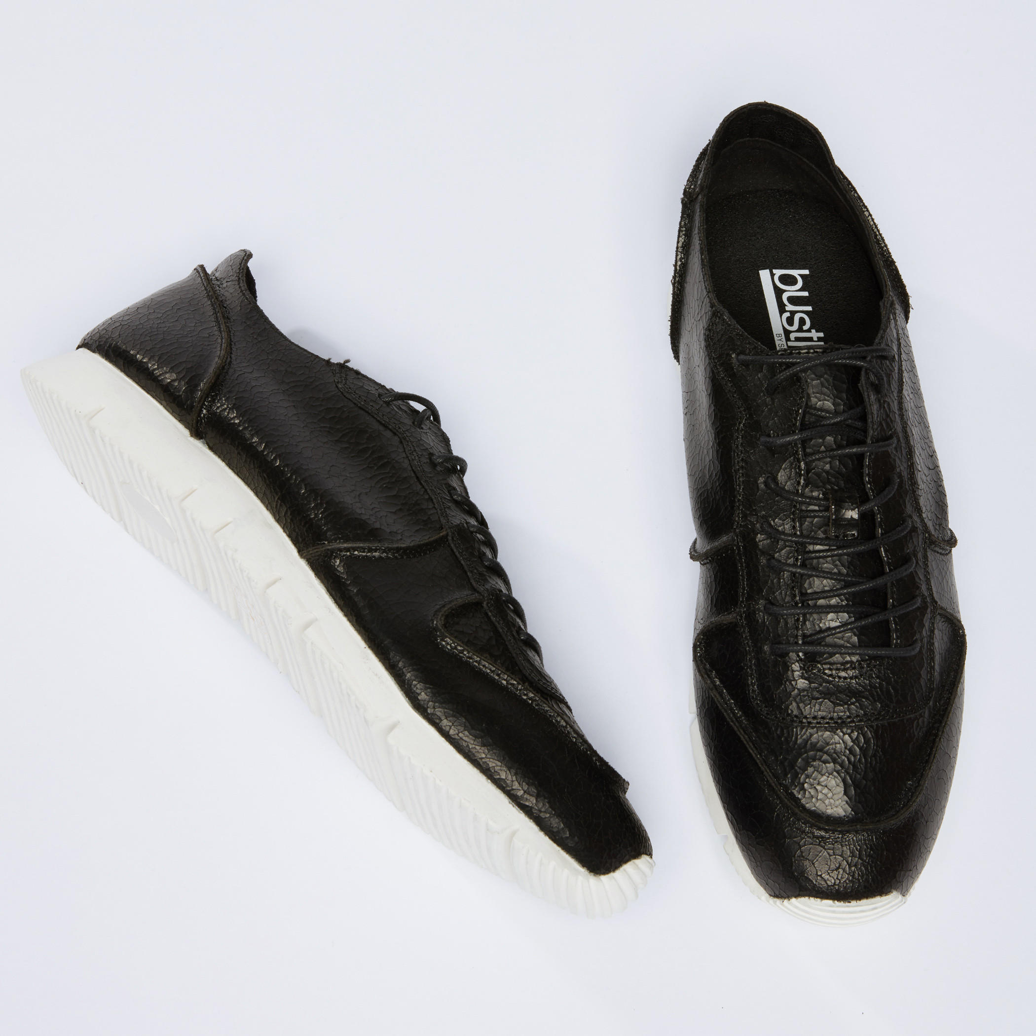 حذاء سنيكرز بارز الملمس برباط-men-shoes-loafersandmoccasins-image-4
