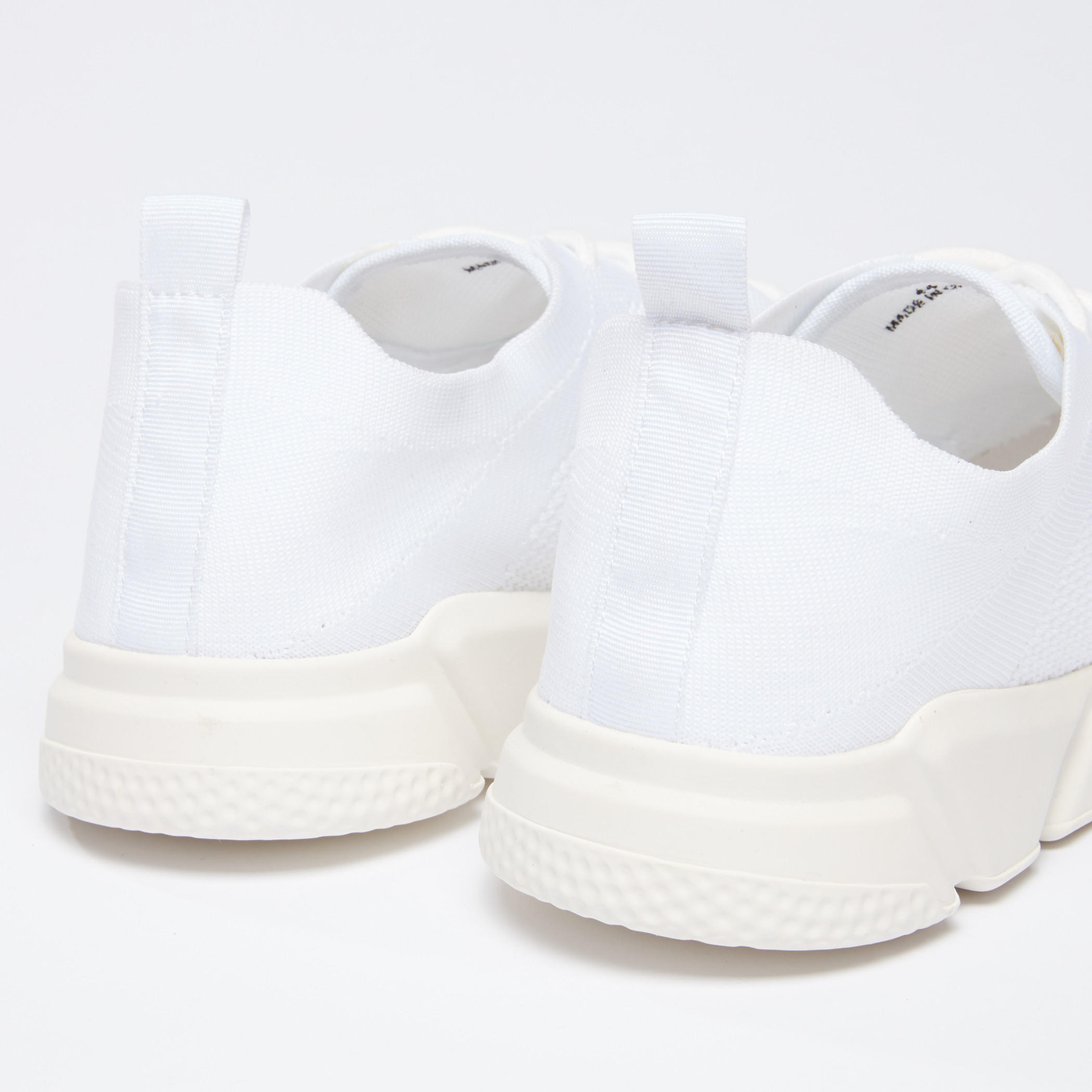 حذاء سنيكرز بارز الملمس برباط-men-shoes-loafersandmoccasins-image-1