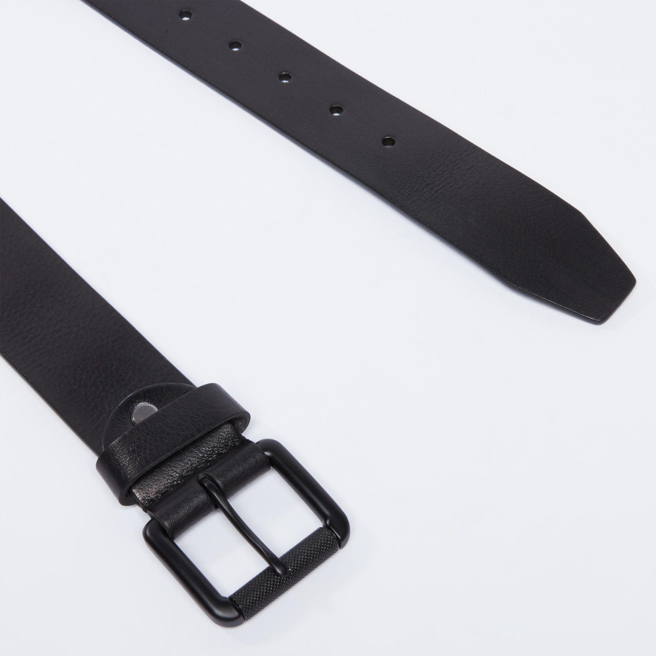 حزام بارز الملمس بإبزيم إغلاق بدبوس-men-beltsandwallets-belts-image-1