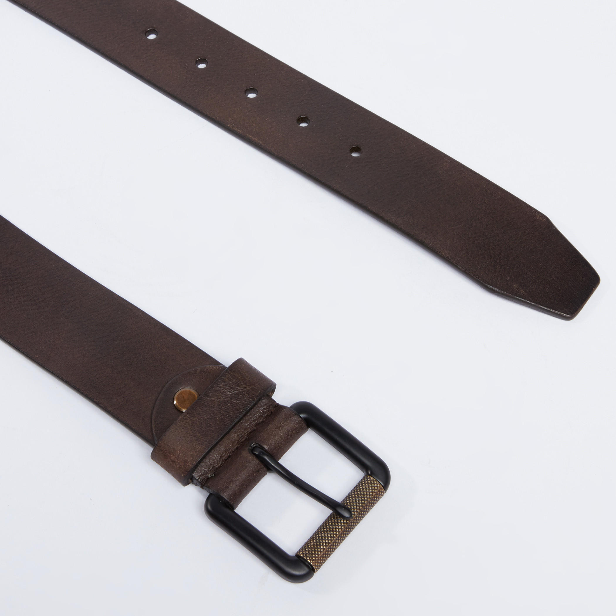 حزام بارز الملمس بإبزيم إغلاق بدبوس-men-beltsandwallets-belts-image-1