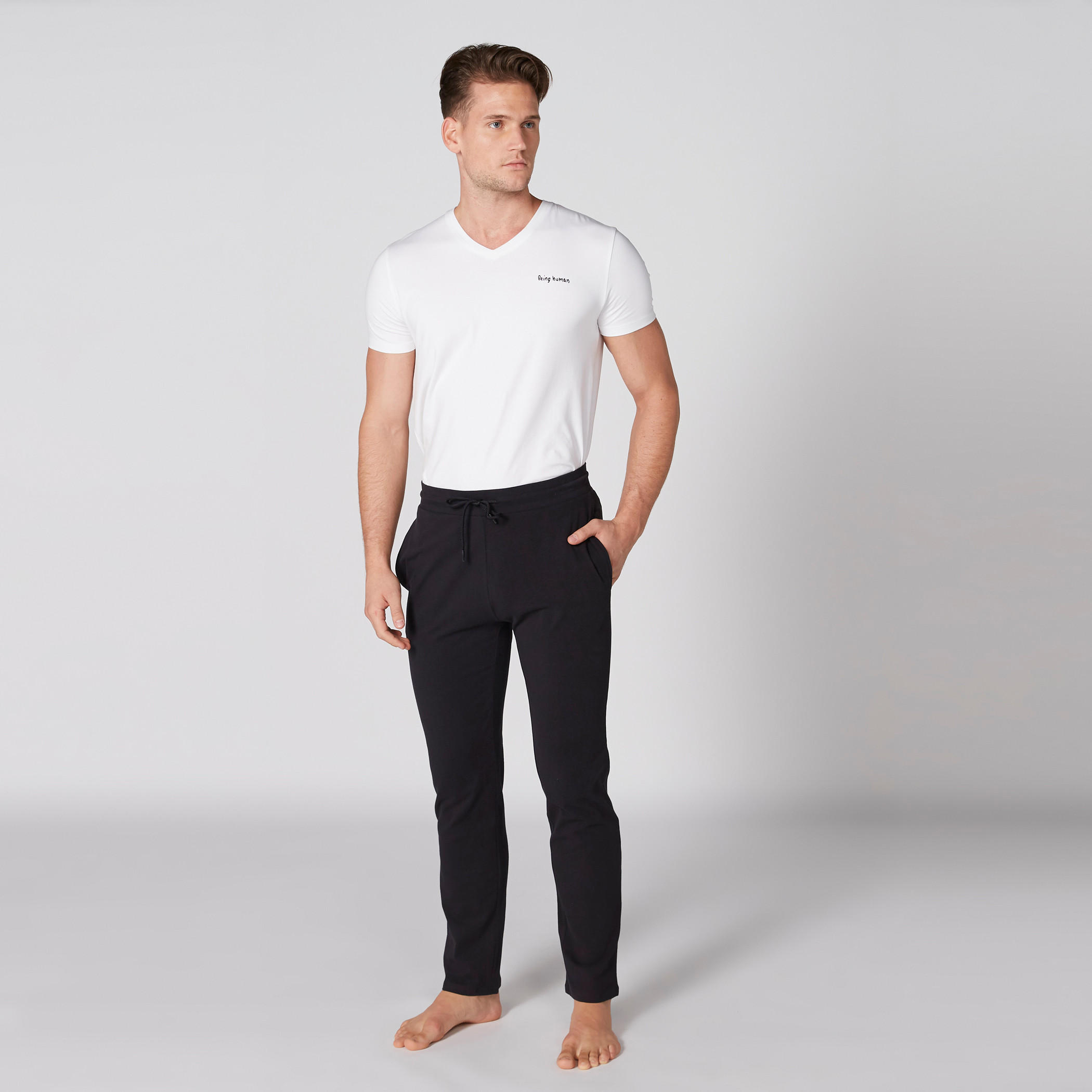 بنطال طويل بخصر مطاطي وجيوب-men-clothing-nightwear-pyjamaandshorts-image-1