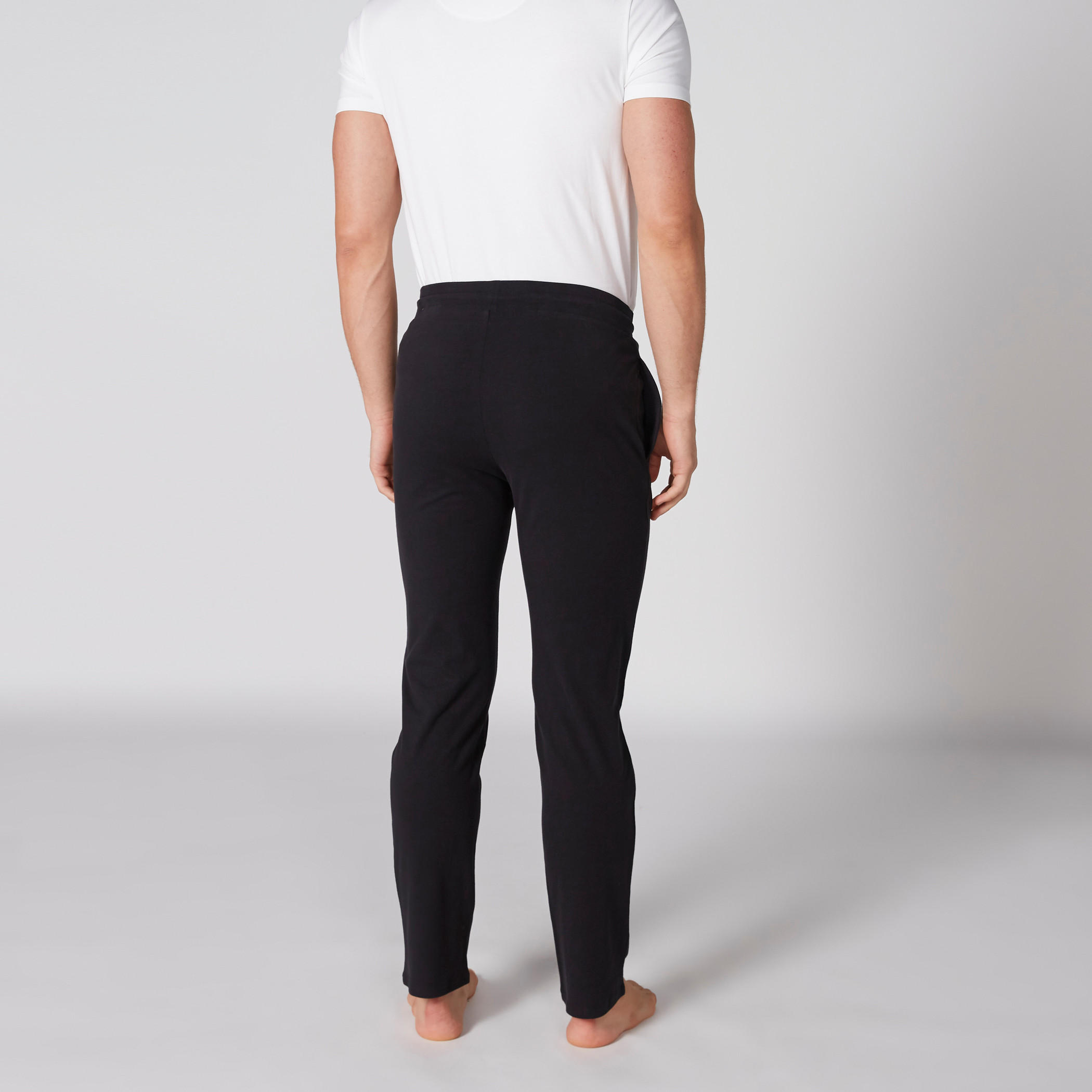 بنطال طويل بخصر مطاطي وجيوب-men-clothing-nightwear-pyjamaandshorts-image-2