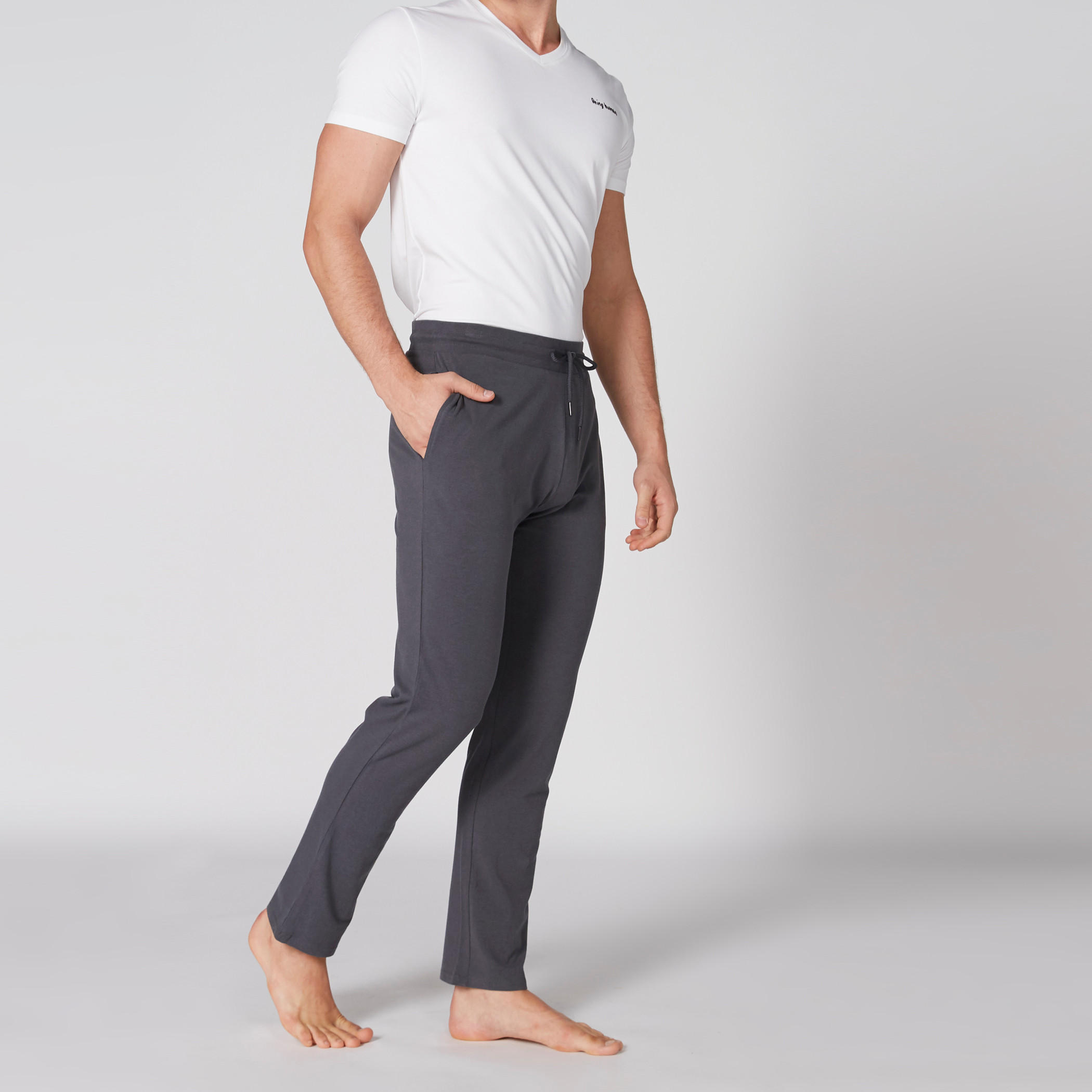 بنطال بيجاما طويل بخصر مطّاطي وجيوب-men-clothing-nightwear-pyjamaandshorts-image-3