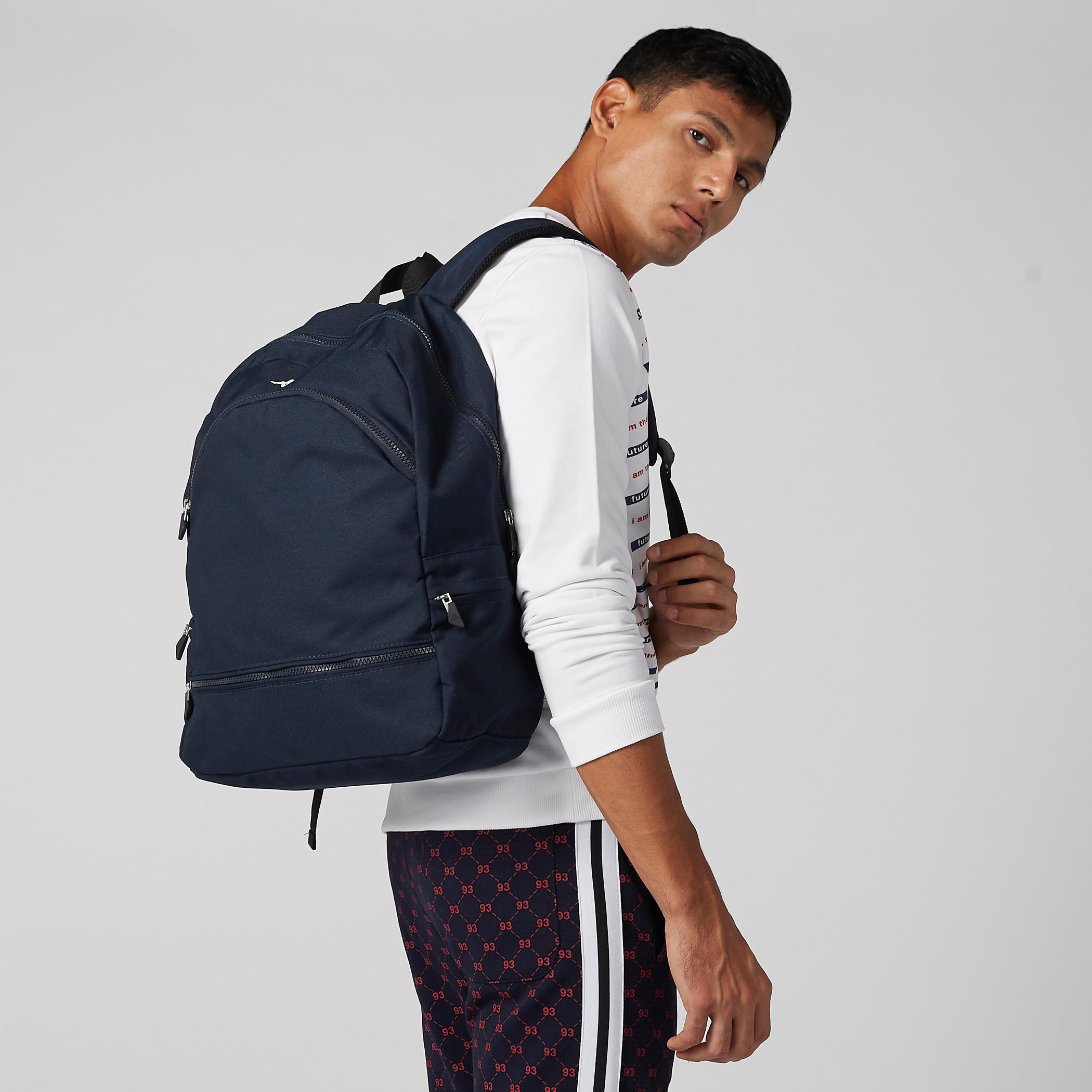 حقيبة ظهر بجيوب عديدة من كابا-men-bags-image-4