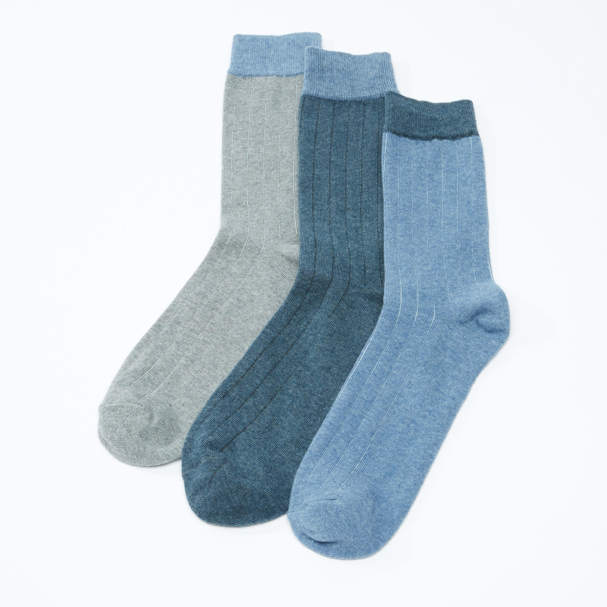 جوارب قصيرة بارزة الملمس - طقم من 3 أزواج-men-socks-image-1