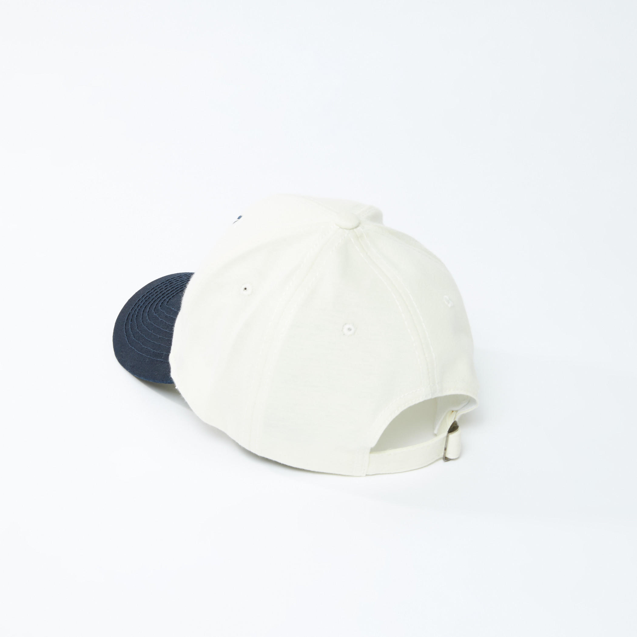 قبعة بيسبول مطرزة-men-caps-image-1