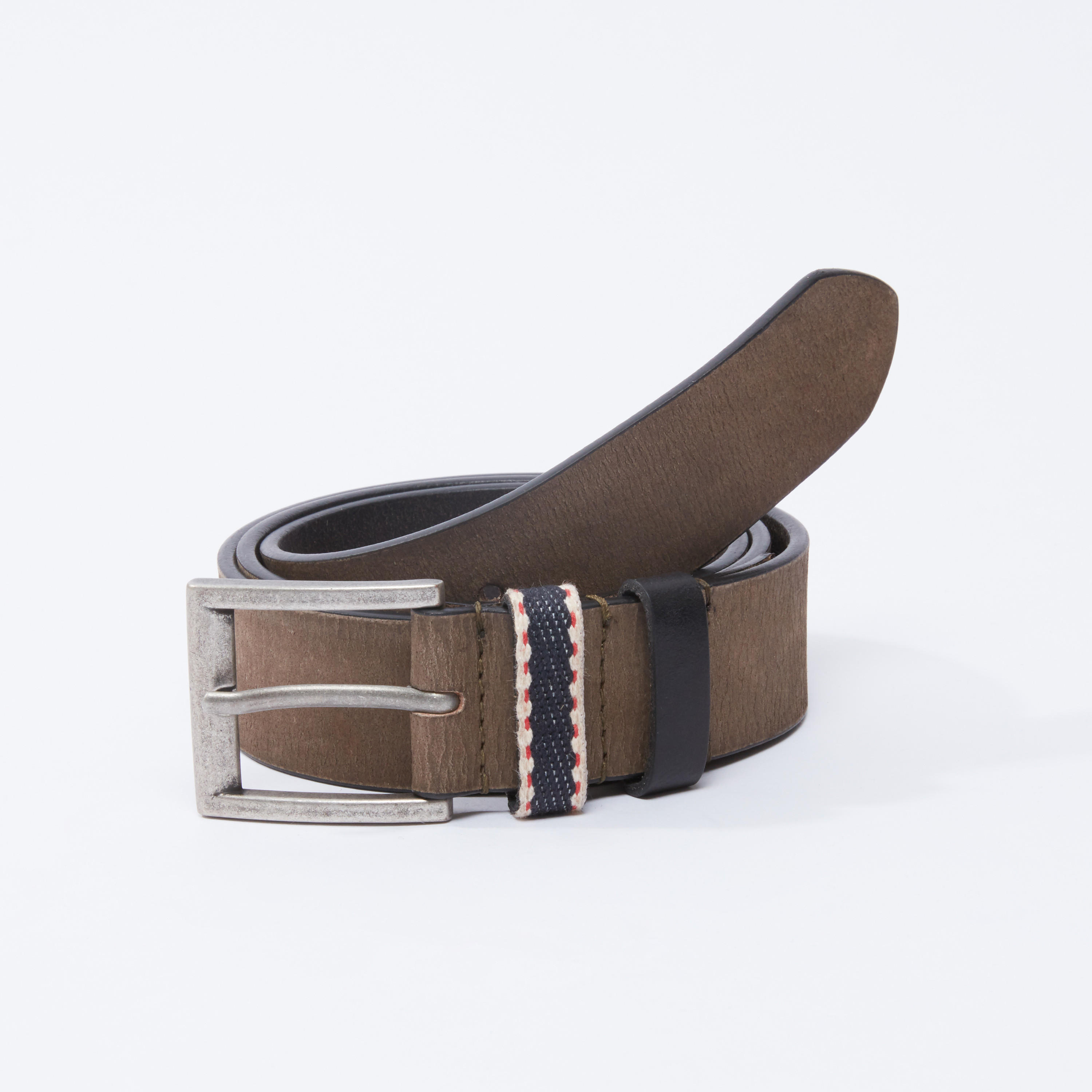 حزام مطرّز بإبزيم بدبوس-men-beltsandwallets-belts-image-1