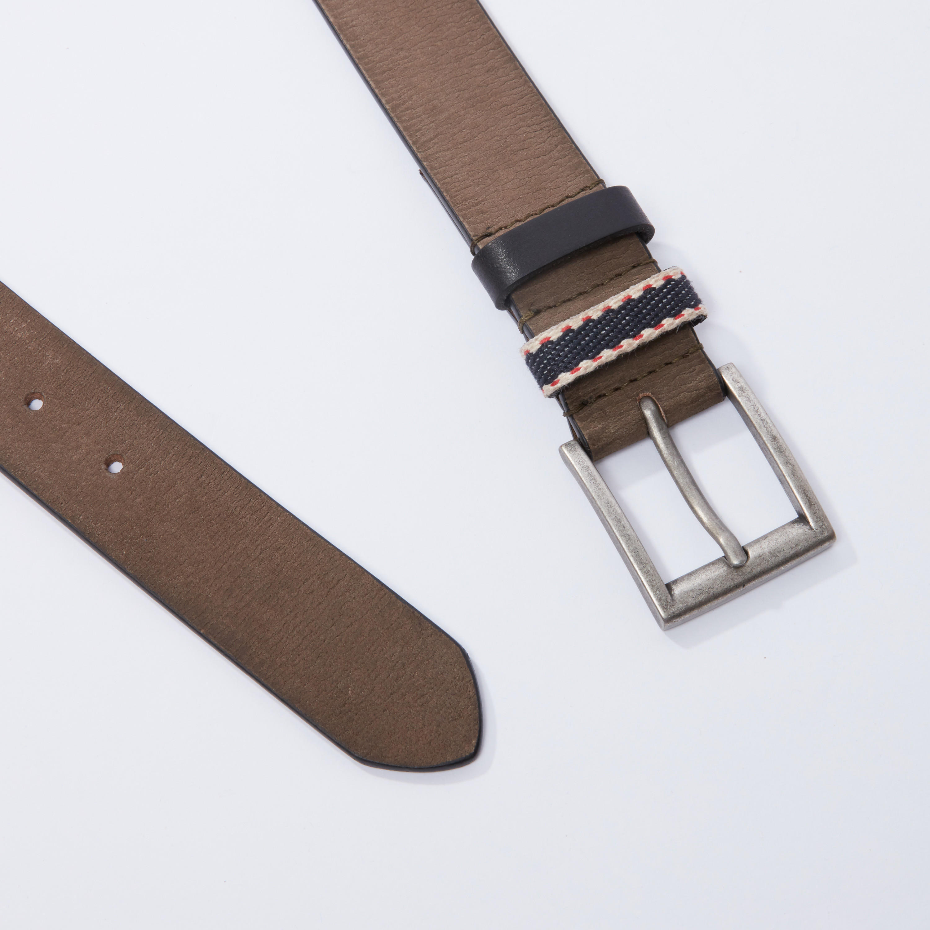 حزام مطرّز بإبزيم بدبوس-men-beltsandwallets-belts-image-3