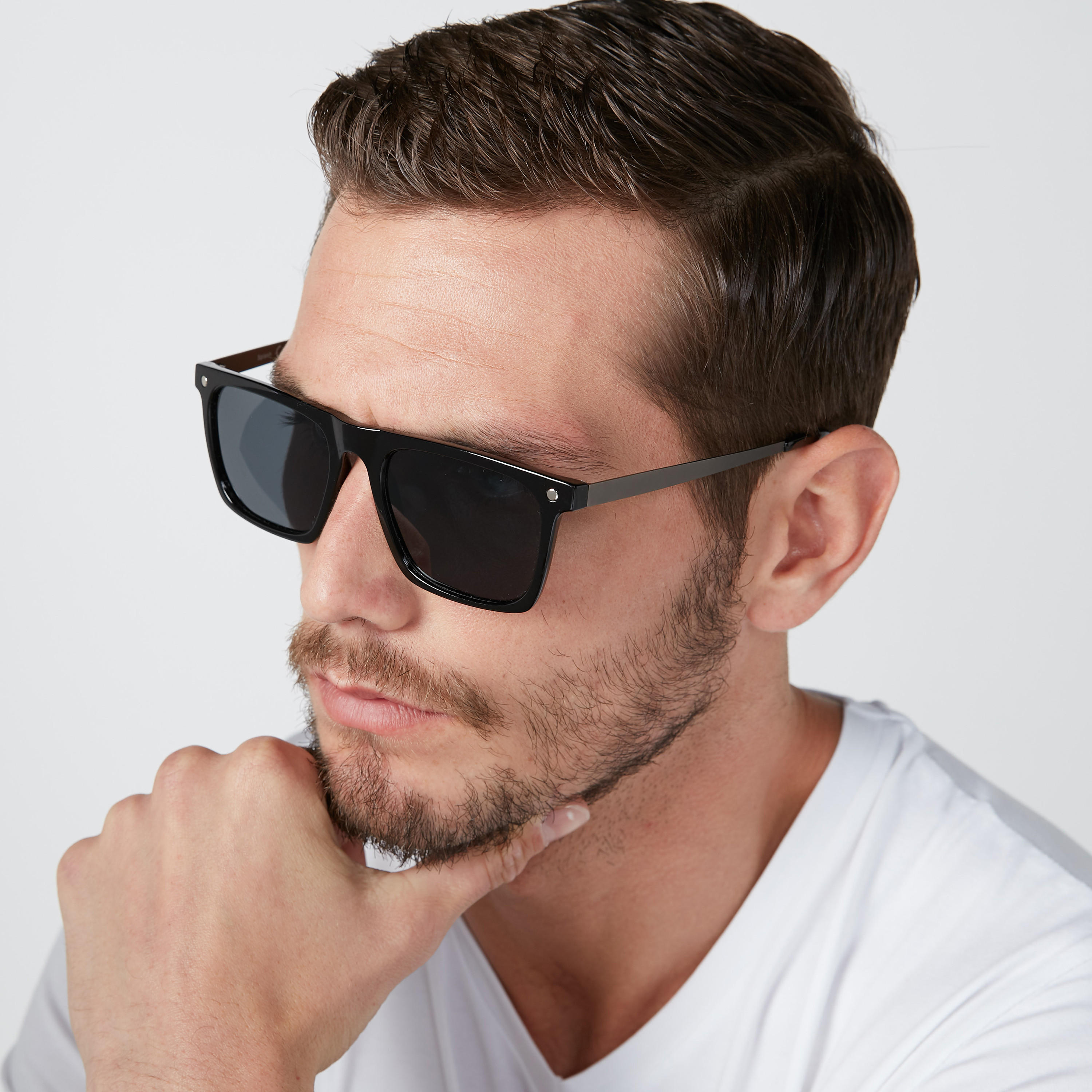 نظّارة شمسيّة واي فيرار مربّعة بإطار كامل-men-sunglasses-image-2