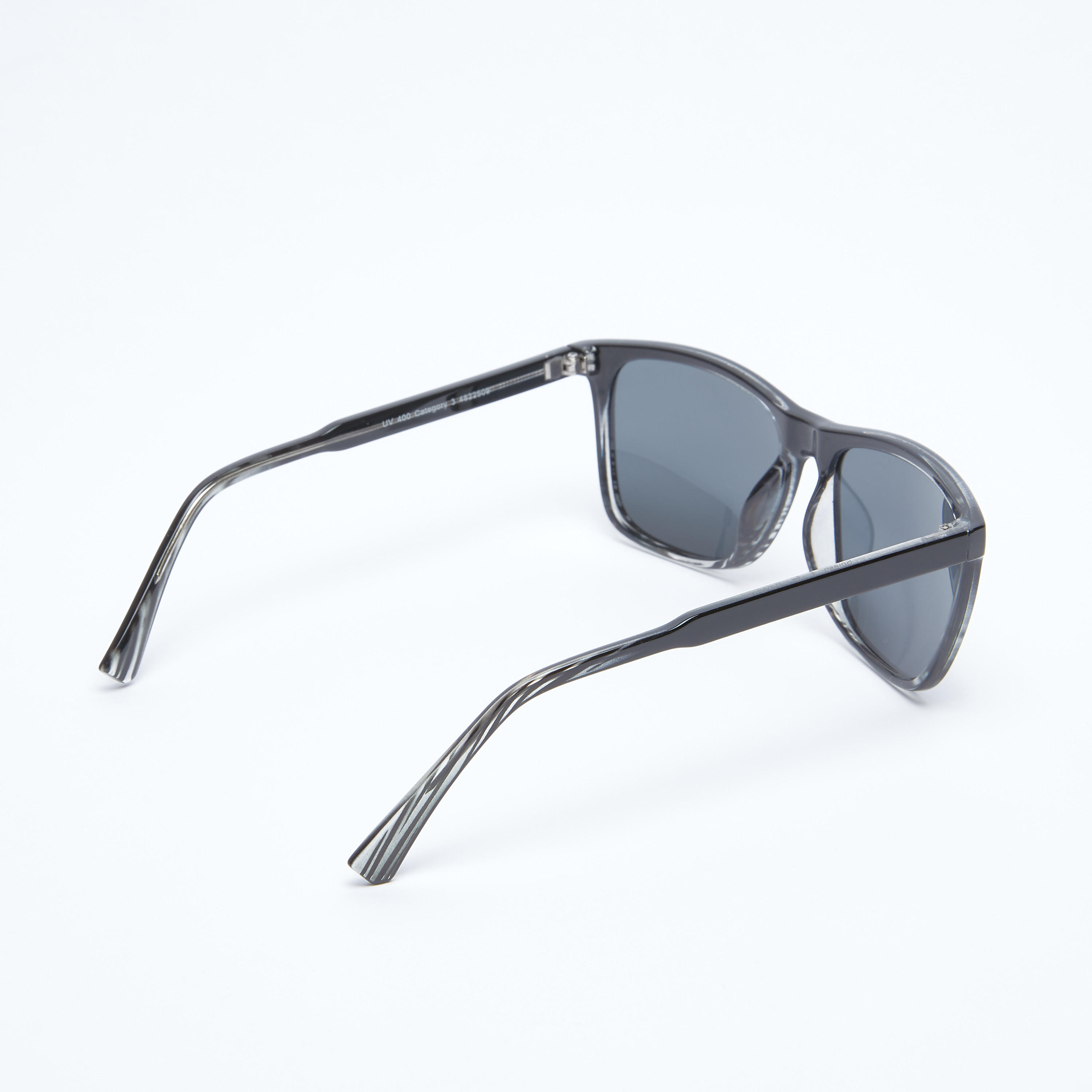 نظّارة شمسيّة واي فيرار بإطار كامل وطبعات-men-sunglasses-image-1