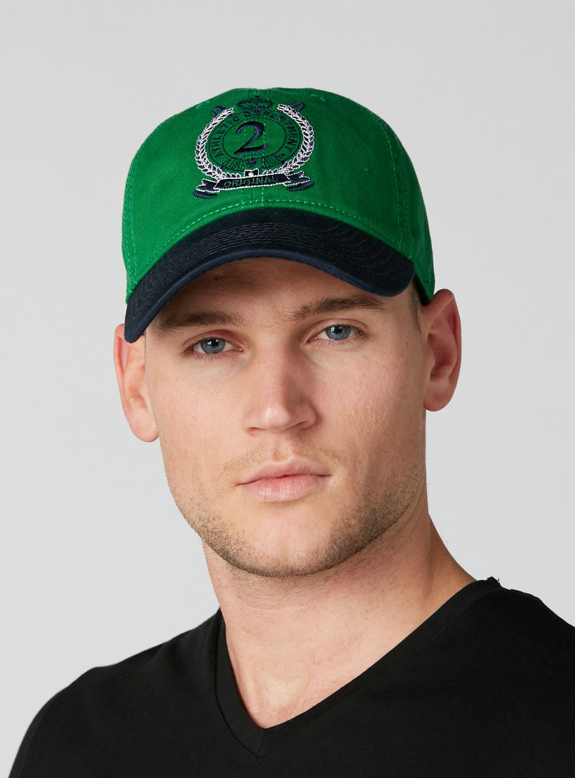 قبعة كاب مطرّزة بثنية إغلاق-men-caps-image-2