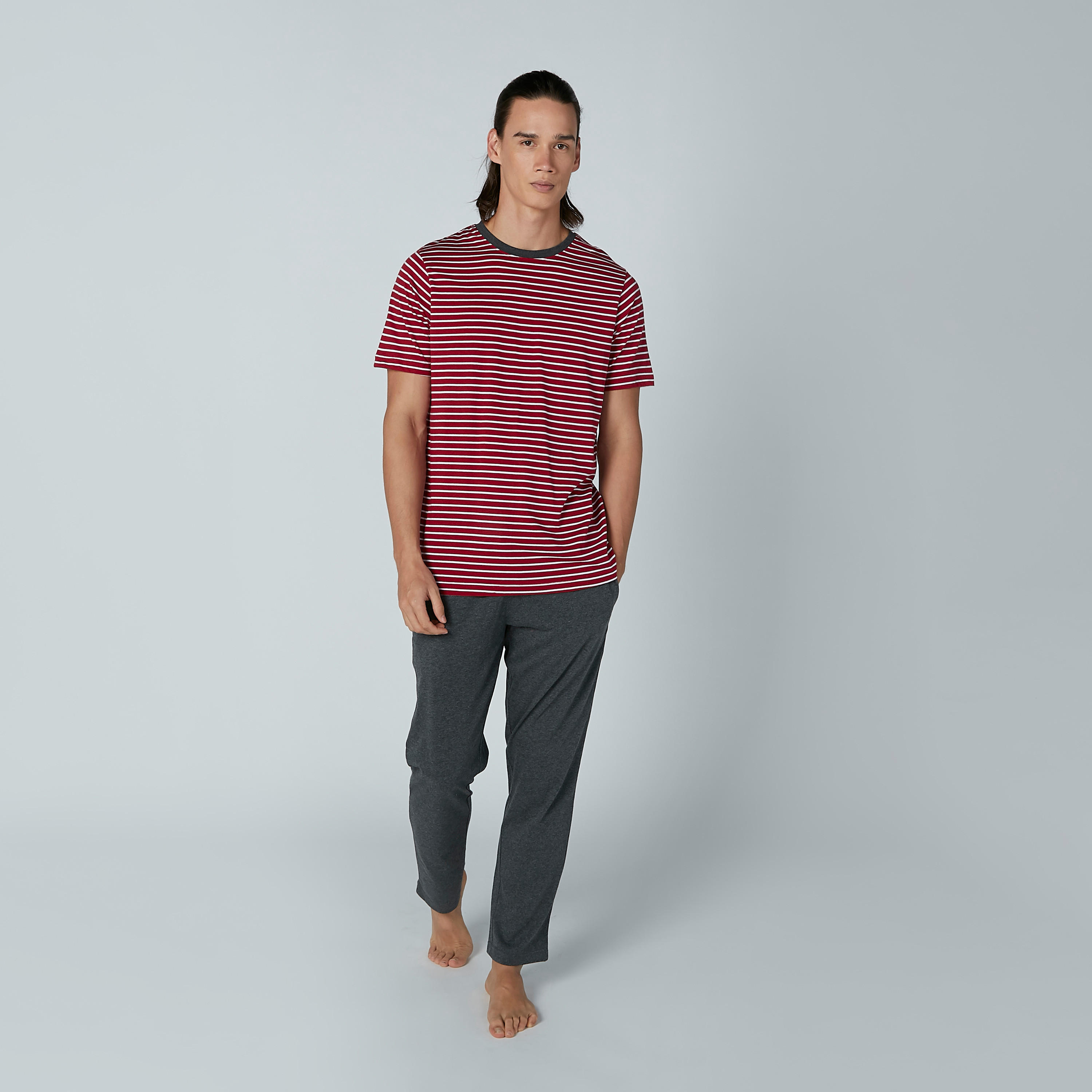 طقم بنطال بيجاما بجيوب وتيشيرت مقلّم بياقة مستديرة-men-clothing-nightwear-sets-image-4