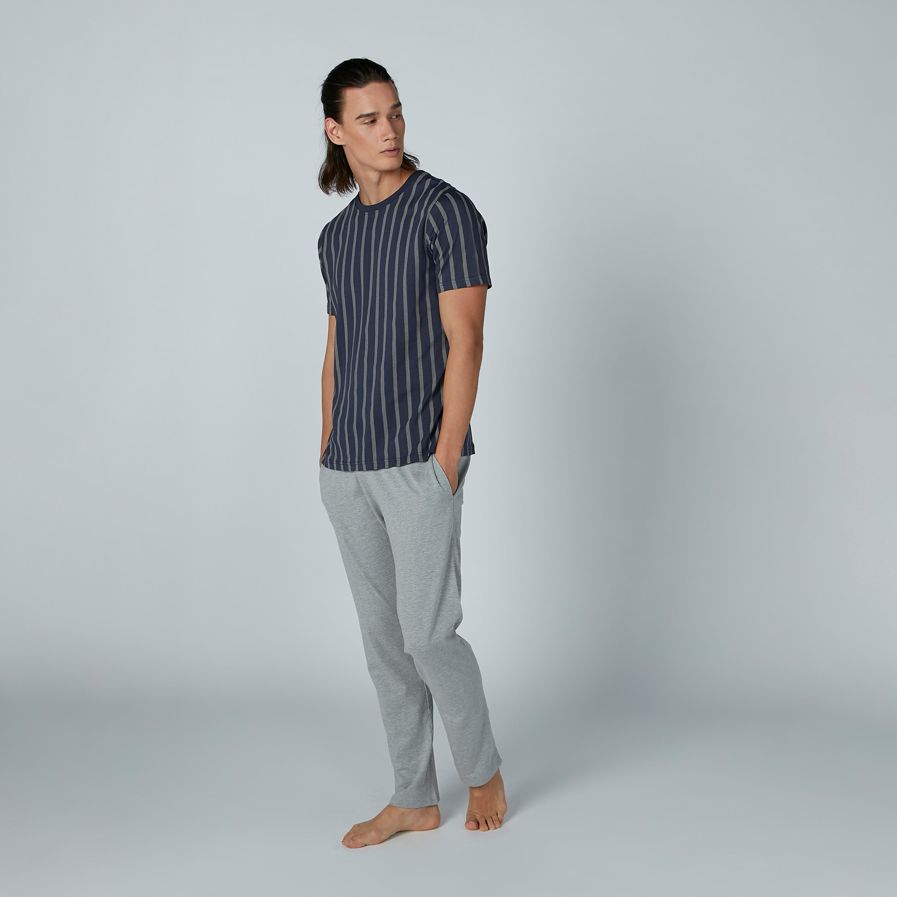 طقم بنطال بيجاما طويل وتيشيرت مقلّم - طقم من قطعتين-men-clothing-nightwear-sets-image-2