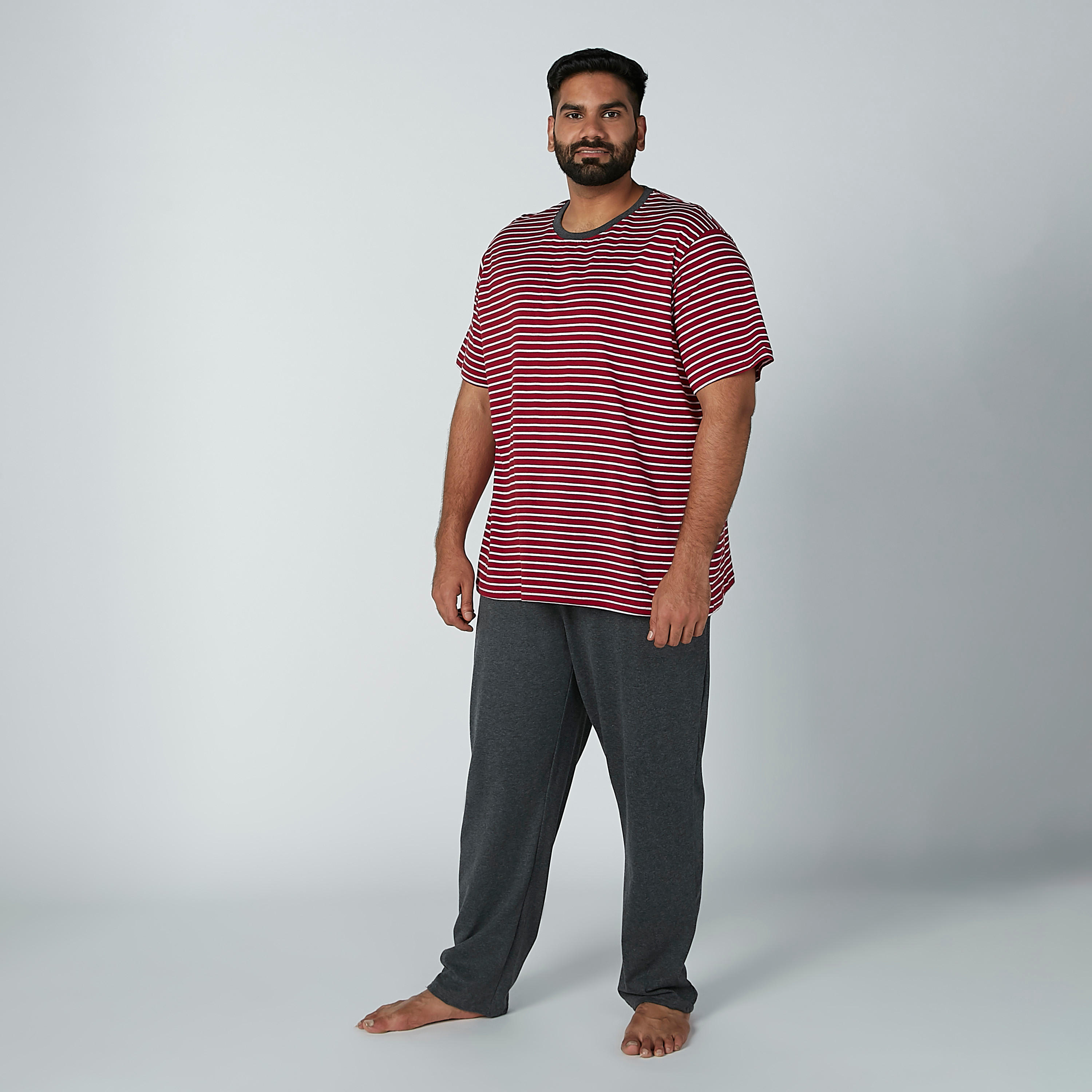 طقم بنطال بيجاما طويل وتيشيرت مقلّم-men-clothing-nightwear-sets-image-3