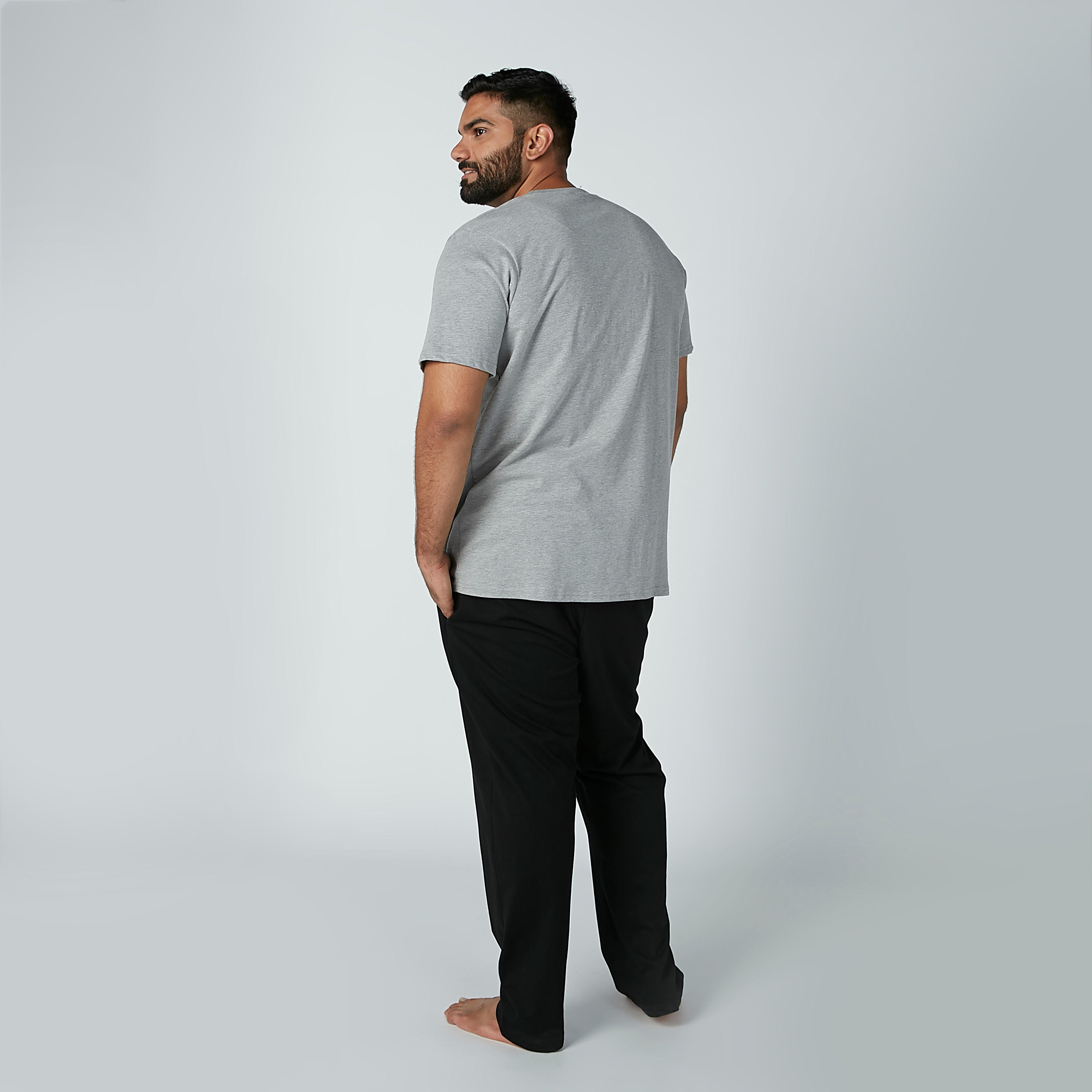 طقم بنطال بيجاما بجيوب وتيشيرت سادة-men-clothing-nightwear-sets-image-4