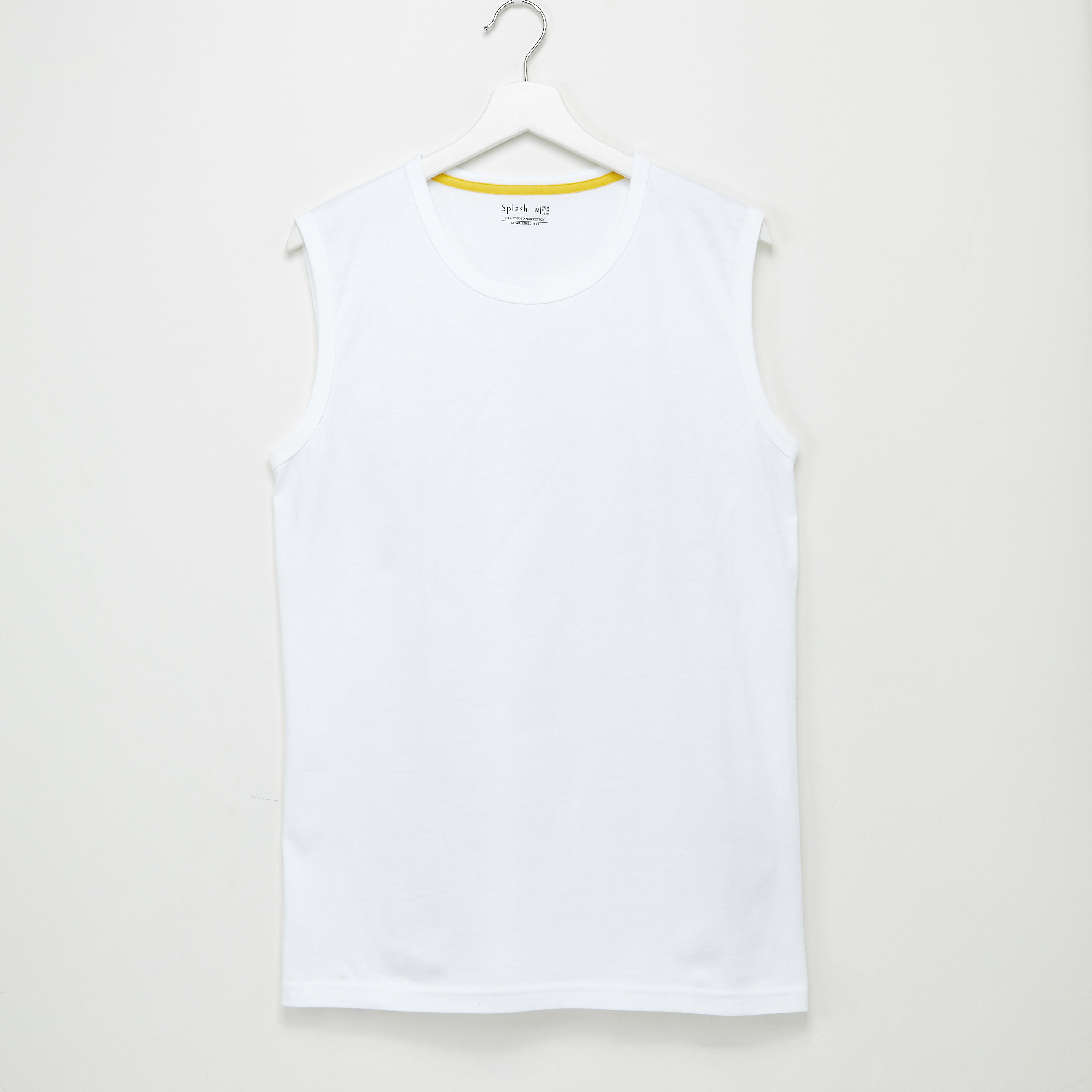 قميص بدون أكمام وبياقة مستديرة-men-clothing-tshirtsandpolos-vests-image-1