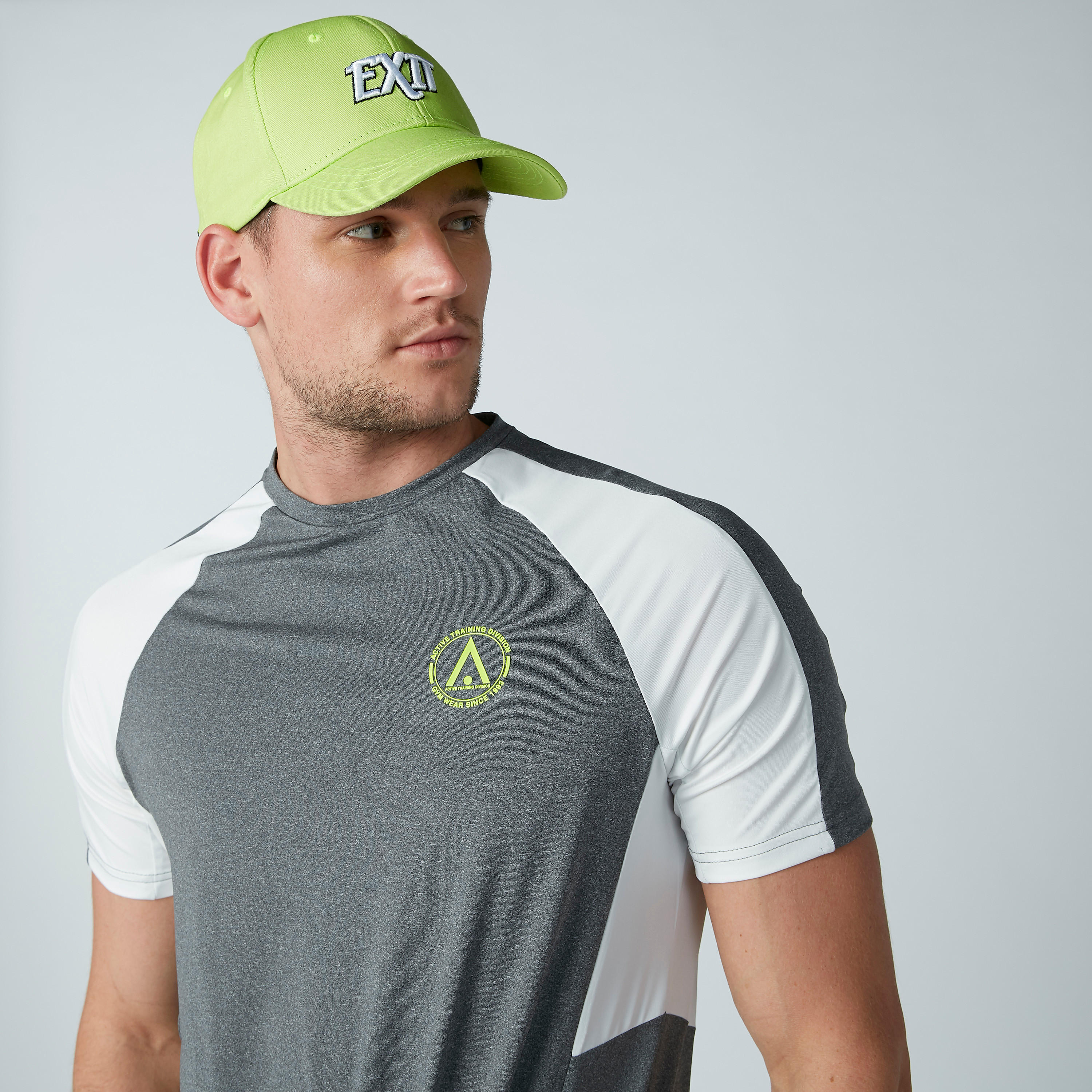 قبعة كاب بتزيينات-men-caps-image-2