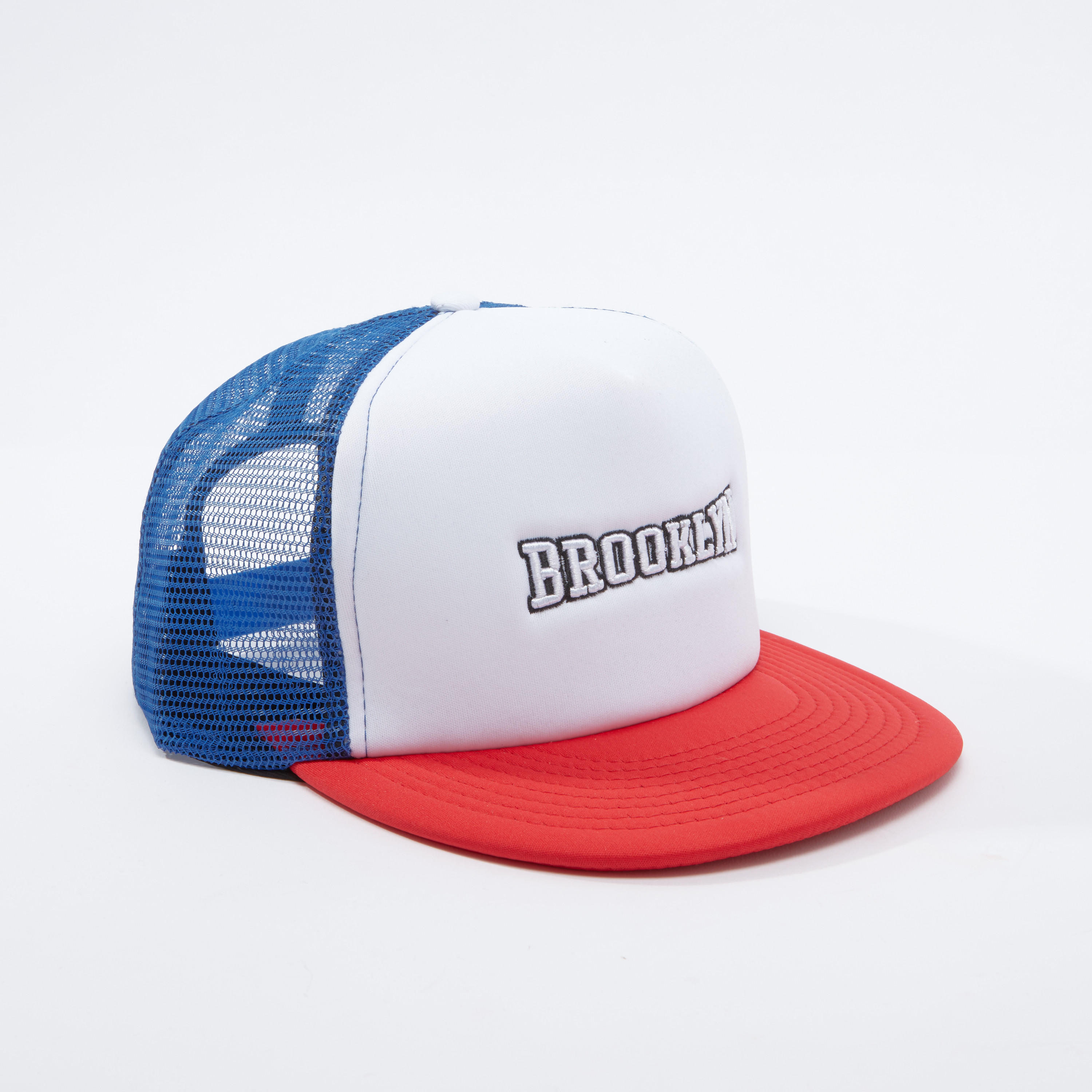 قبعة كاب مطرزة بزر إغلاق وتزيينات-men-caps-image-4