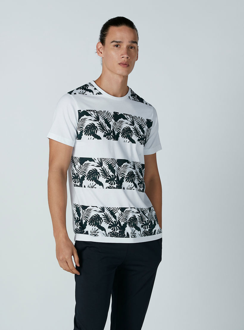 طقم بنطال بيجاما سادة وتيشيرت بأكمام قصيرة وطبعات-men-clothing-nightwear-sets-image-3