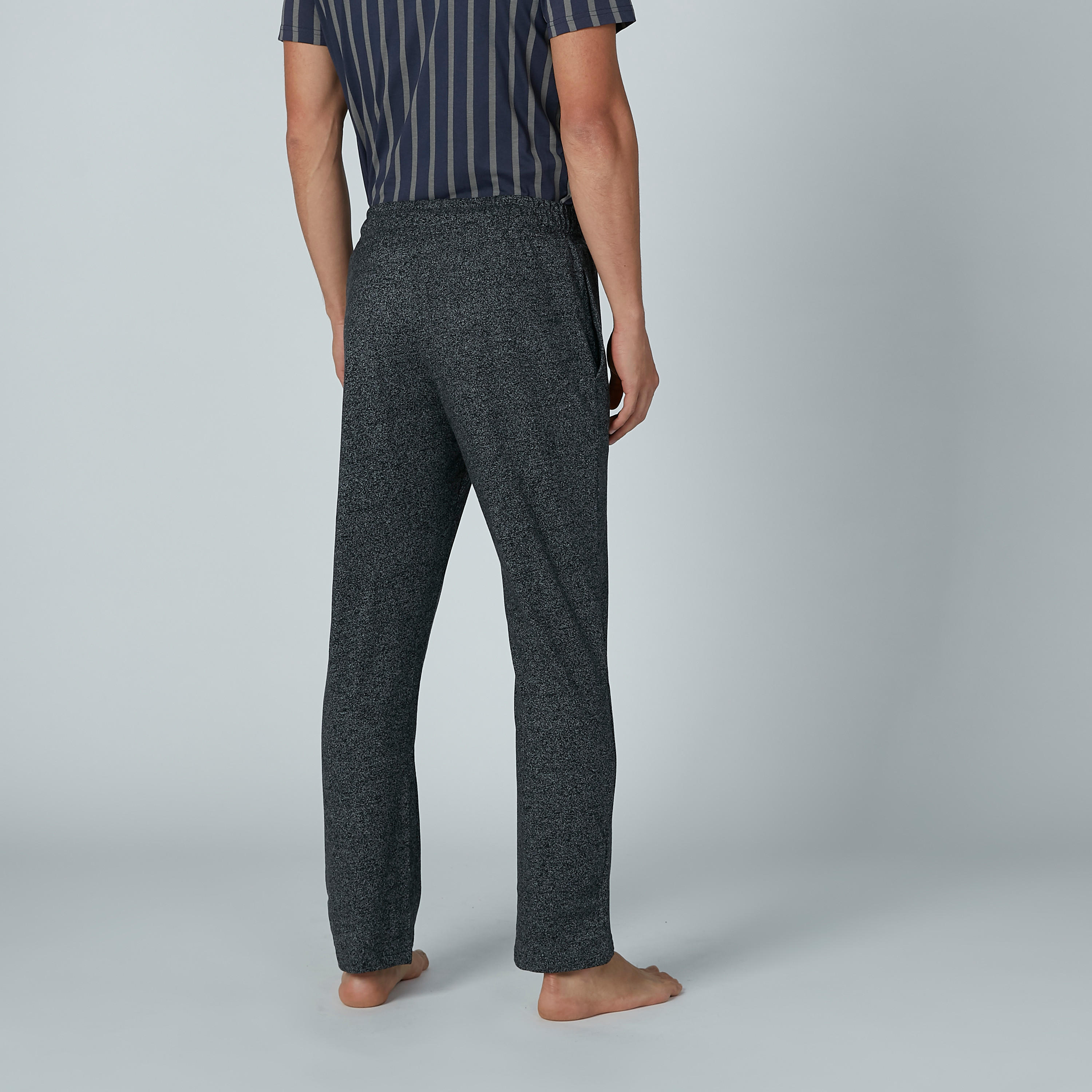 طقم بنطال بيجاما طويل وتيشيرت مقلّم-men-clothing-nightwear-pyjamaandshorts-image-3