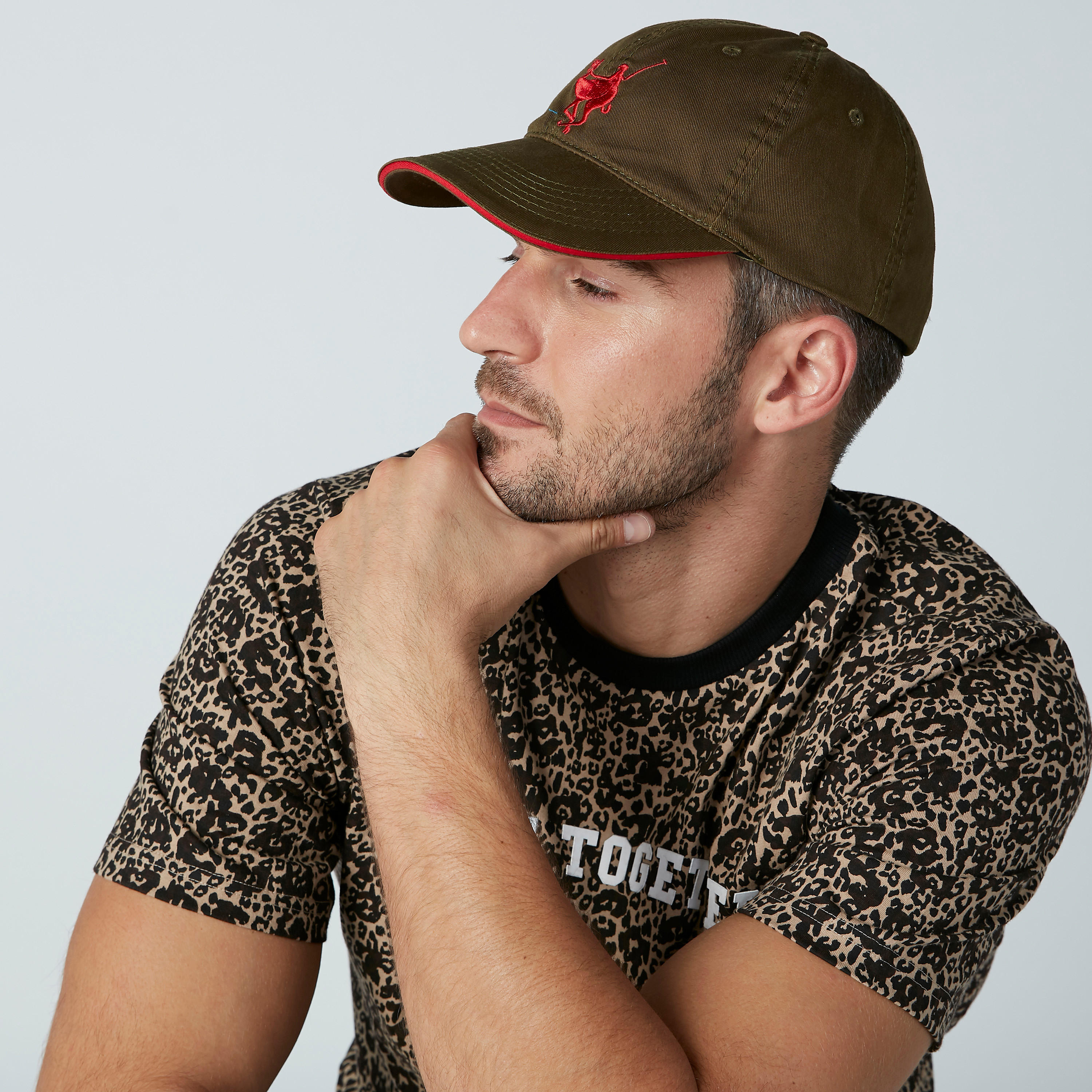 قبعة كاب مطرّزة-men-caps-image-2