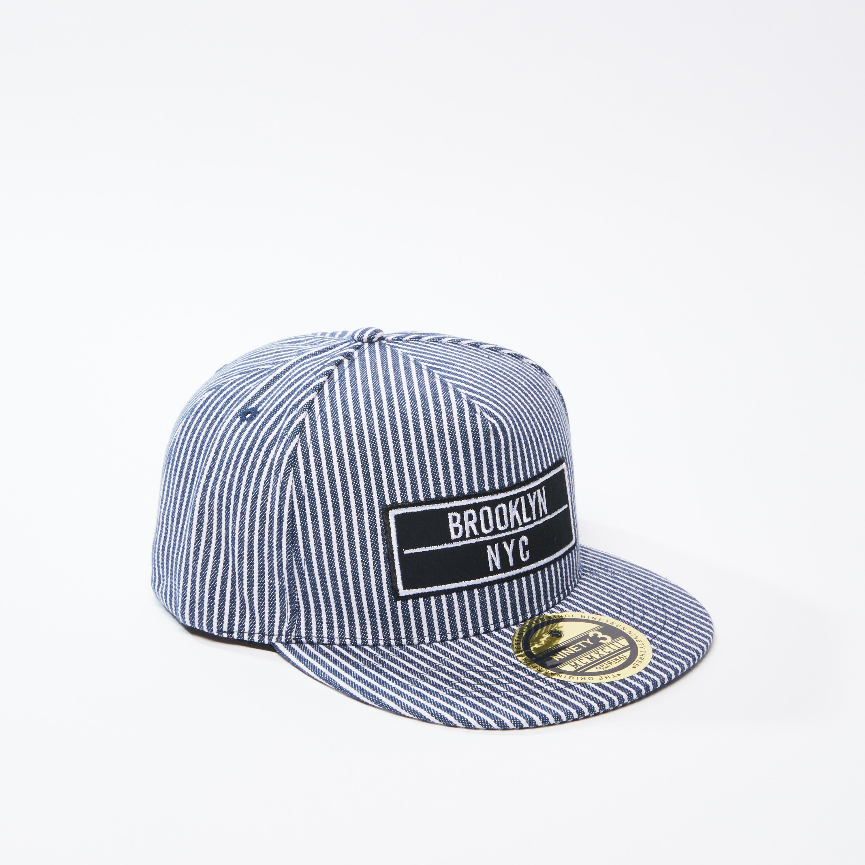 قبعة كاب مقلّمة مطرزة بزر إغلاق-men-caps-image-1