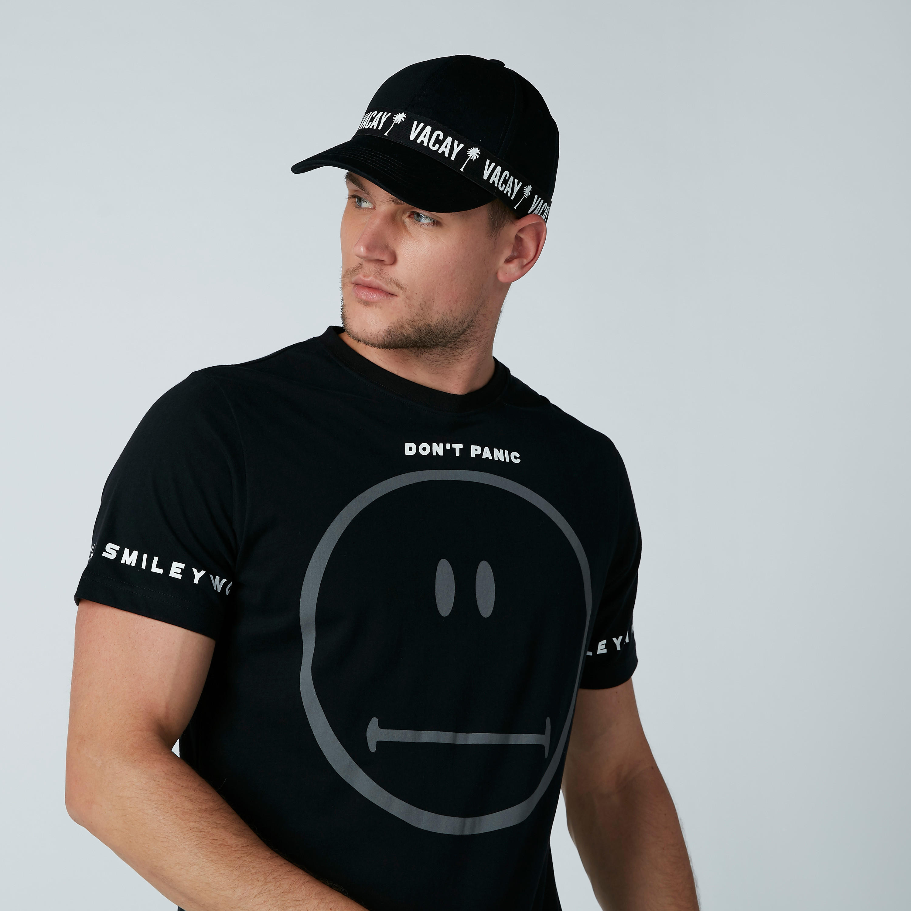 قبعة كاب بإبزيم إغلاق وطبعات-men-caps-image-2