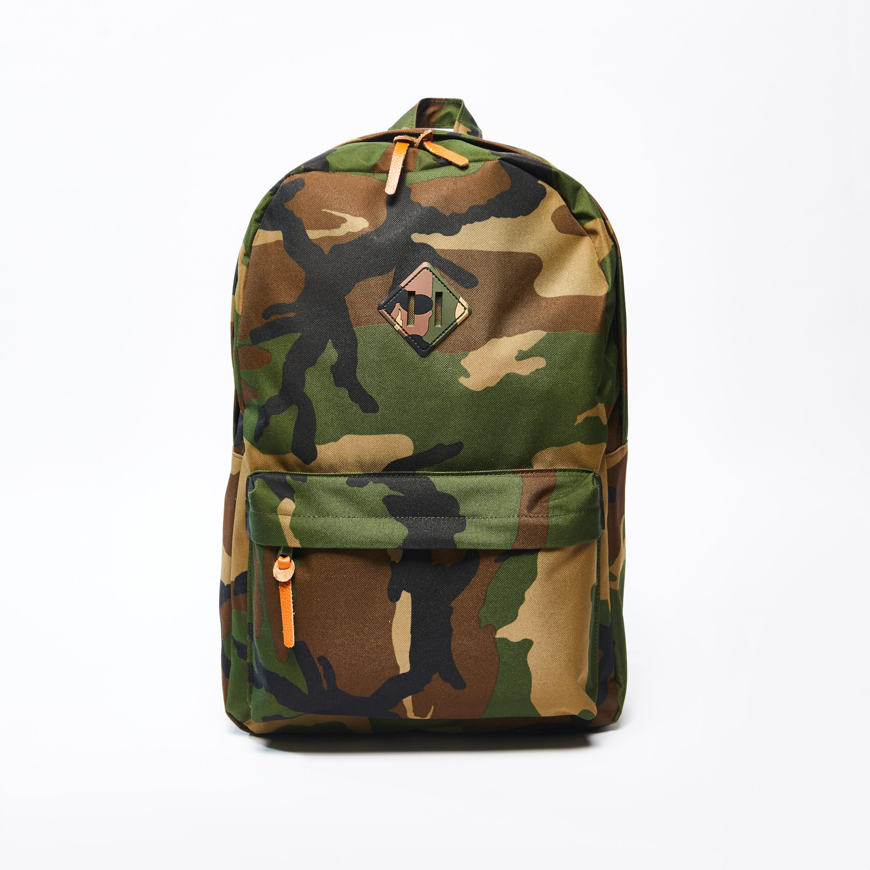 حقيبة ظهر بحمّالات كتف قابلة للتعديل وطبعات مموّهة-men-bags-image-1