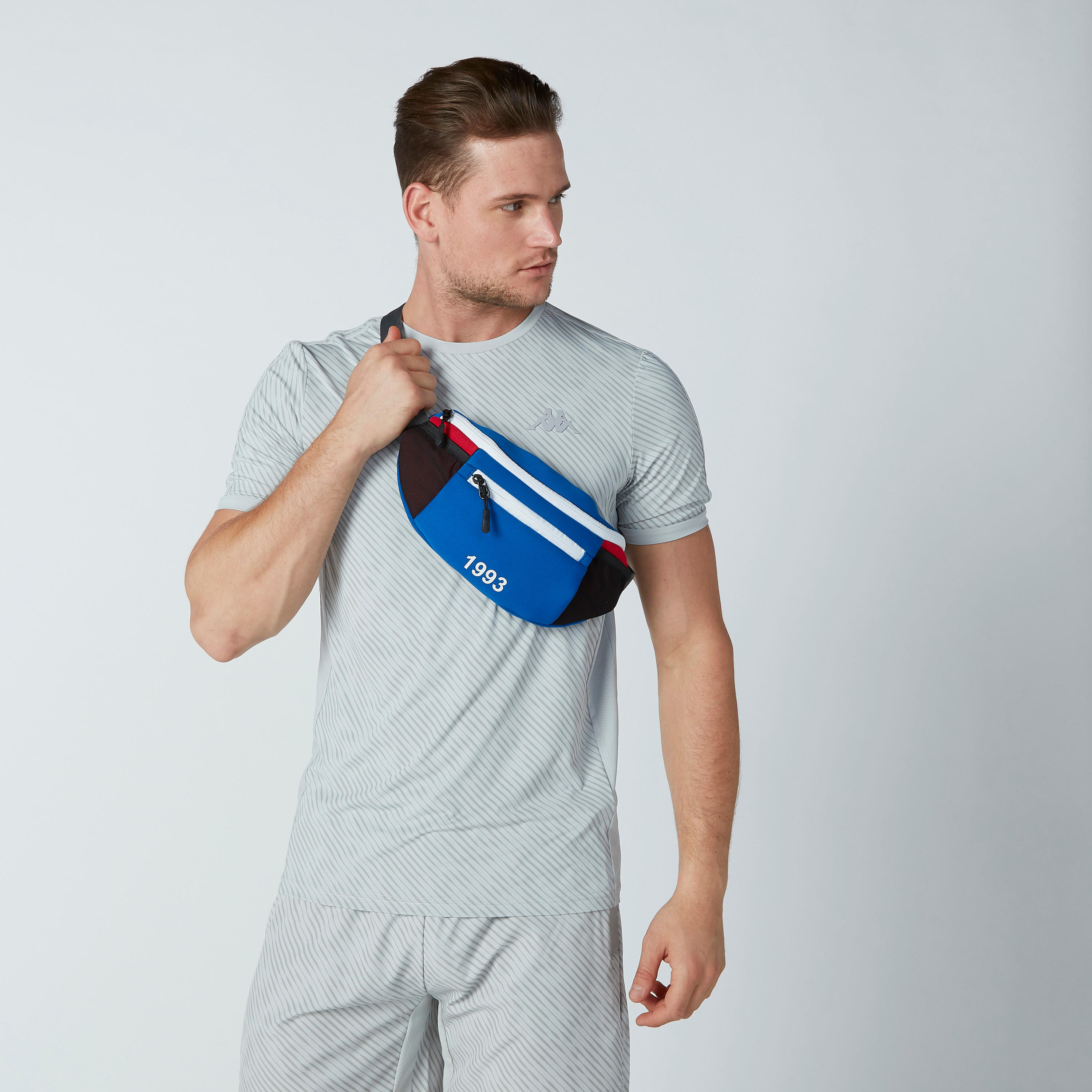 حقيبة خصر بإبزيم إغلاق وطبعات-men-bags-image-2