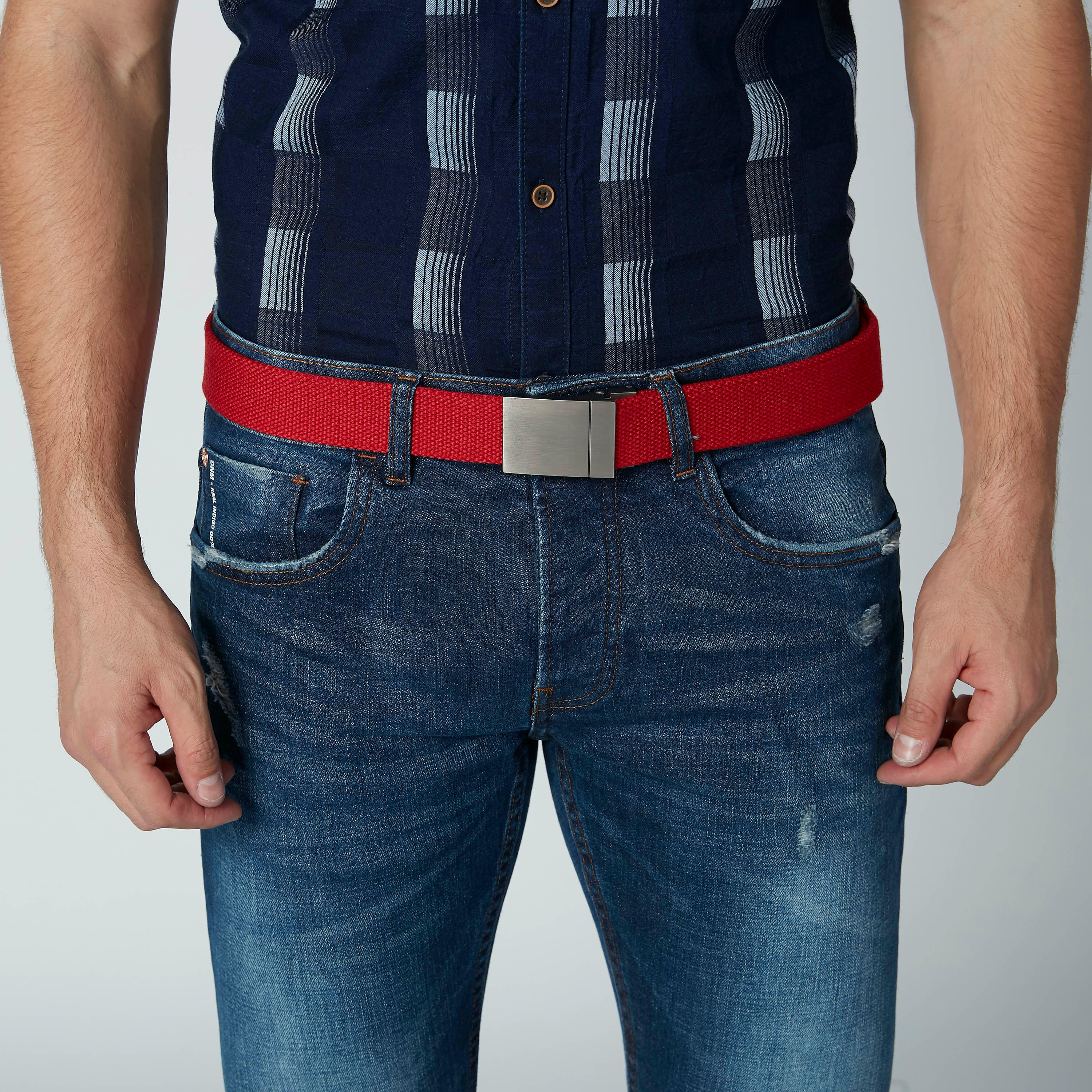 حزام بإبزيم ميتاليك-men-beltsandwallets-belts-image-2