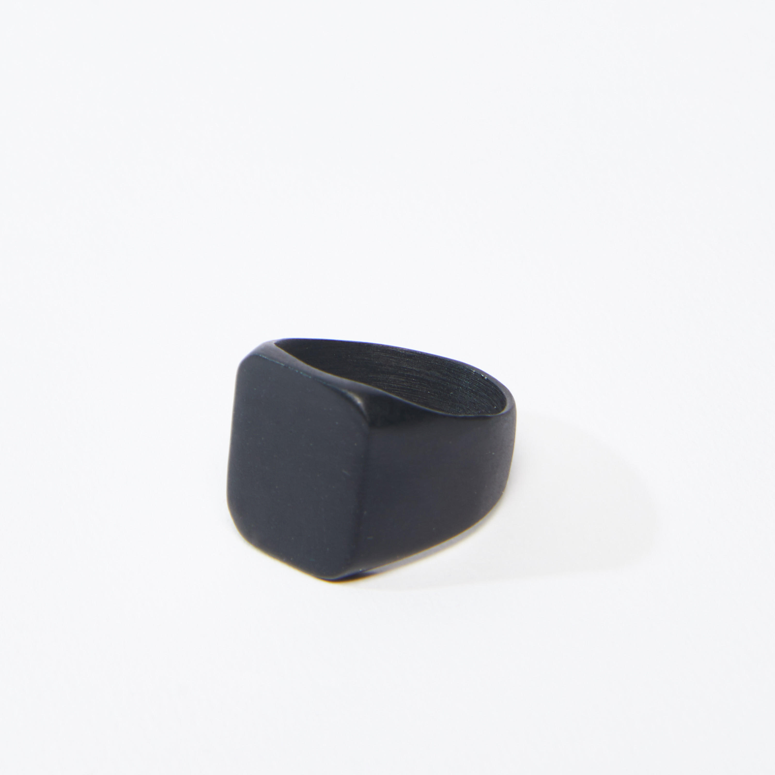 Metallic Finger Ring-men-watchesandjewellery-rings-image-1