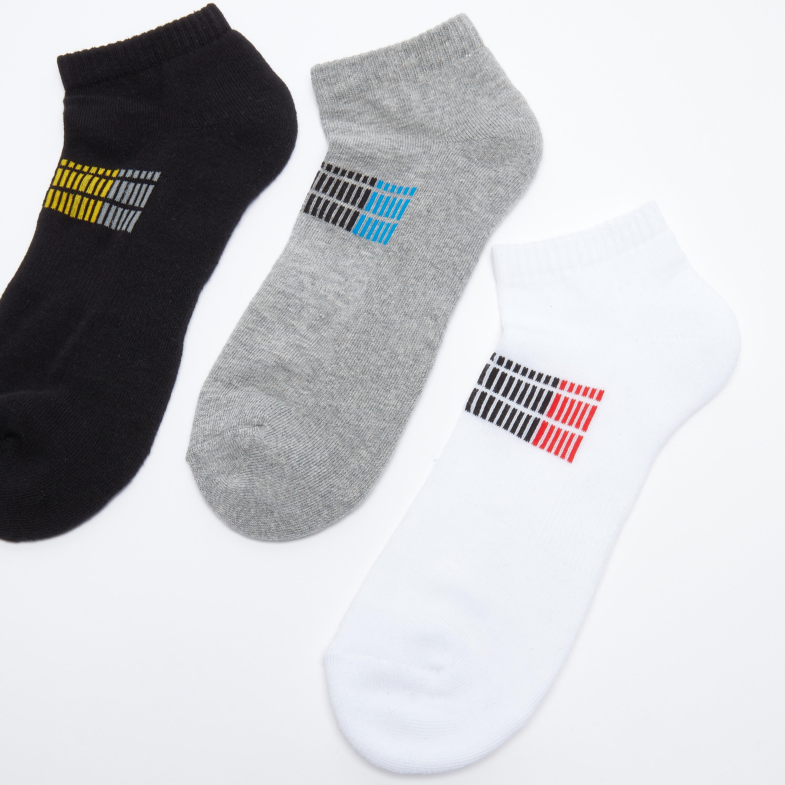 جوارب بطول الكاحل بطبعات - طقم من 3 أزواج-men-socks-image-3