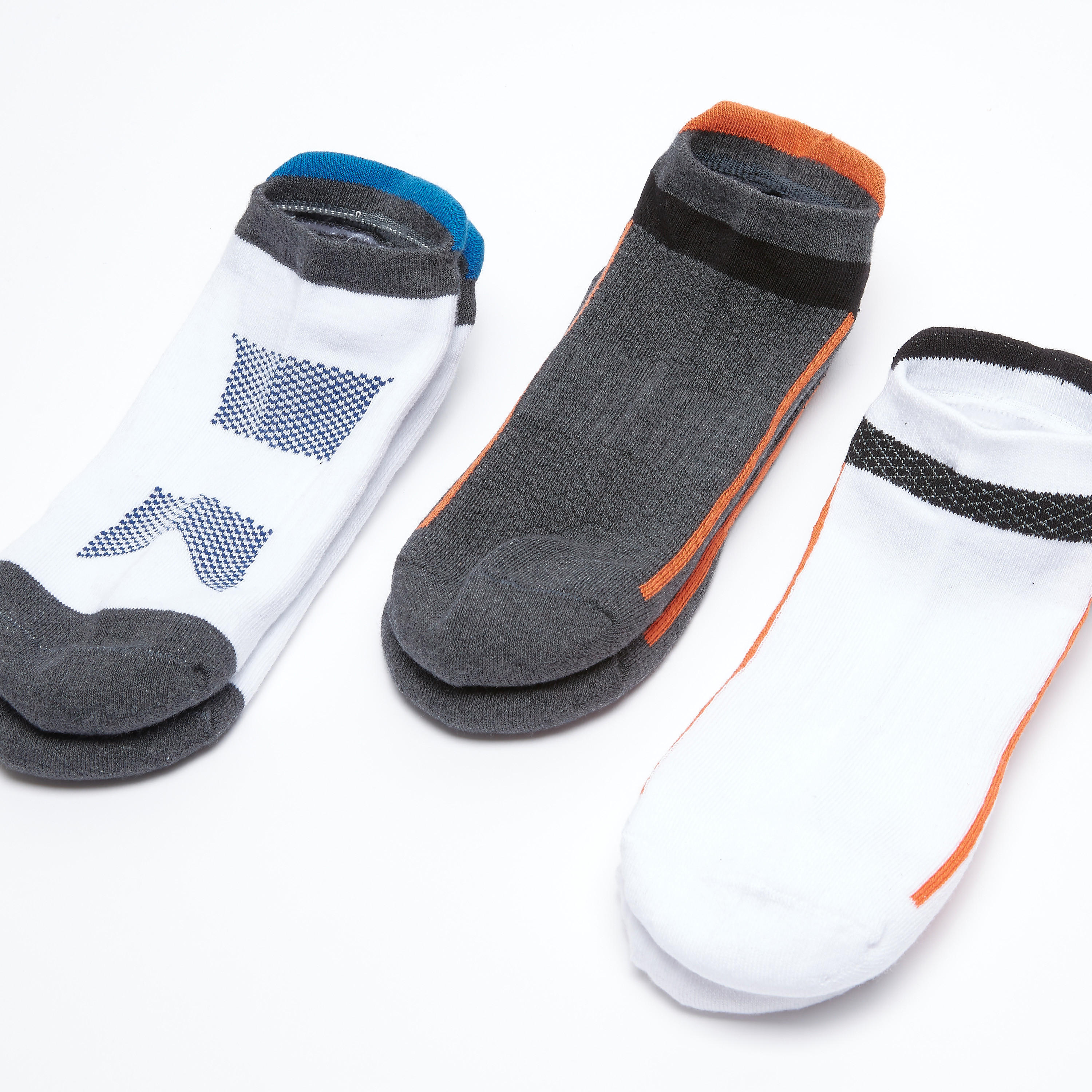 جوارب بطول الكاحل بطبعات - طقم من 3 أزواج-men-socks-image-1